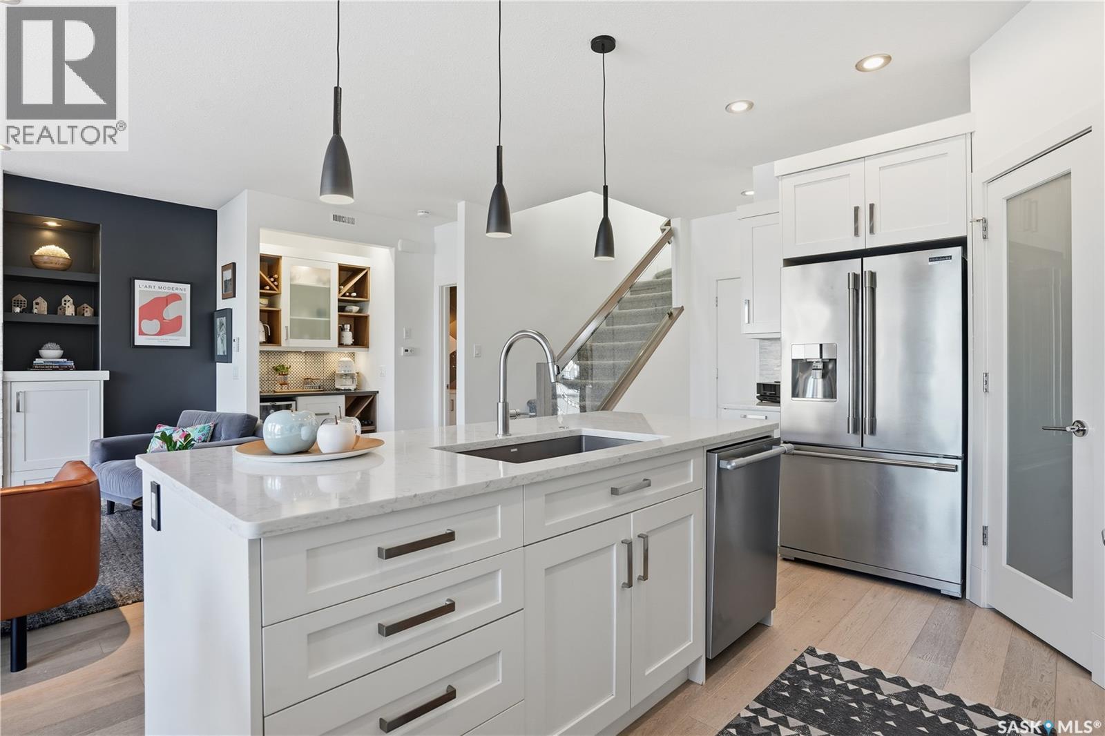 5322 Tutor Way, Regina, SK - Indoor Photo Showing Kitchen With Upgraded Kitchen