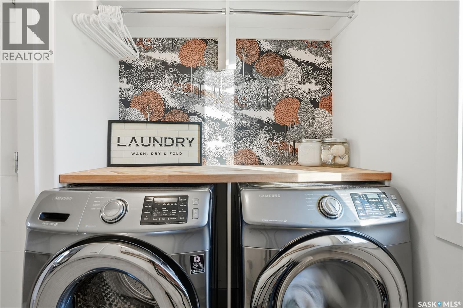 5322 Tutor Way, Regina, SK - Indoor Photo Showing Laundry Room