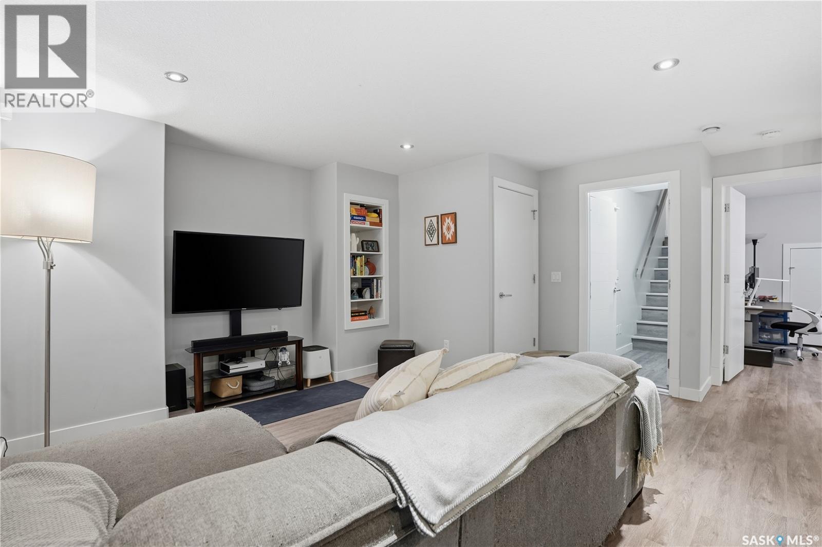 5322 Tutor Way, Regina, SK - Indoor