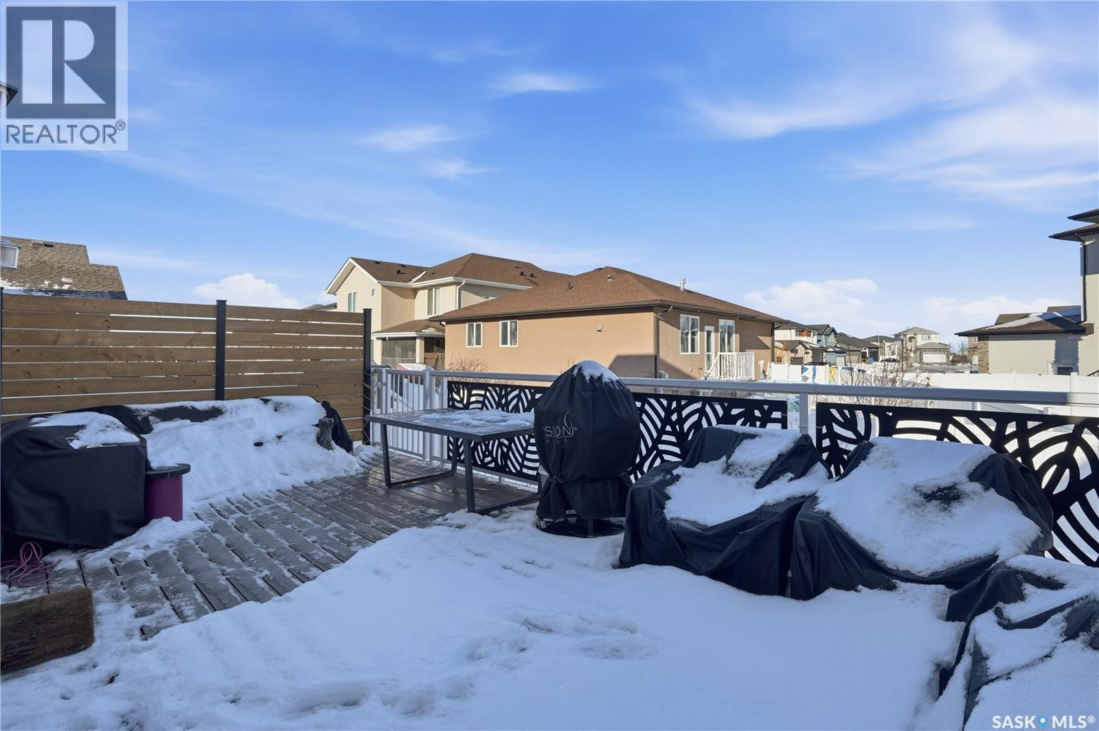 5322 Tutor Way, Regina, SK - Outdoor