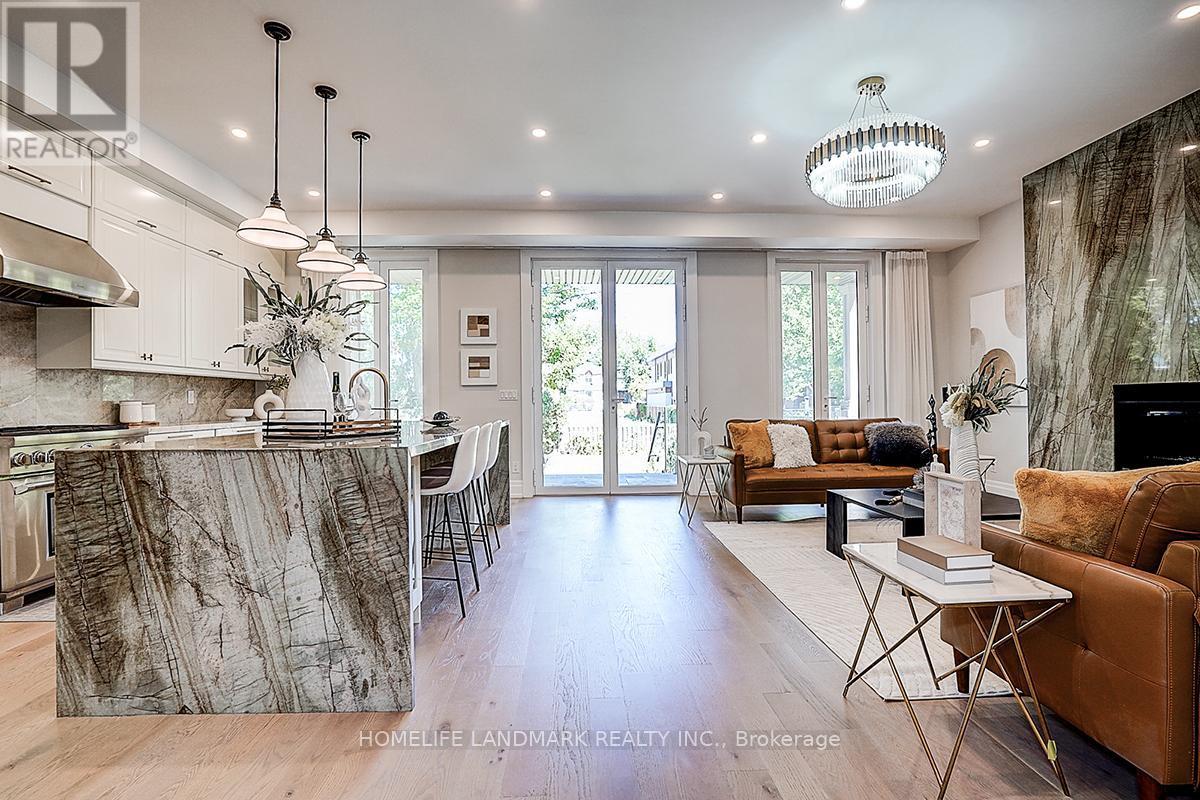 937 Goodwin Road, Mississauga, ON - Indoor