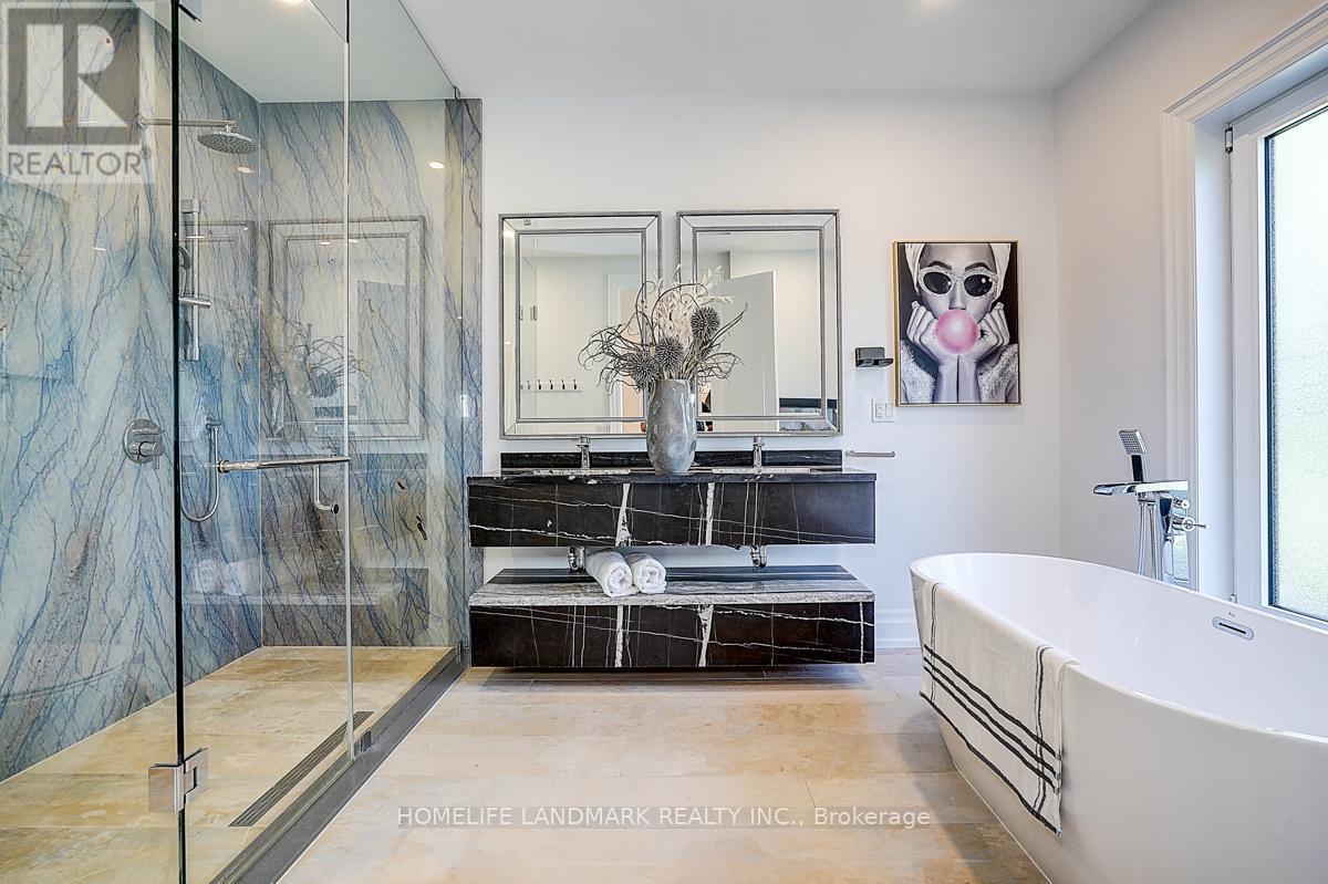 937 Goodwin Road, Mississauga, ON - Indoor Photo Showing Bathroom