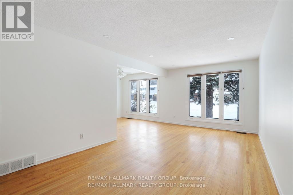 1948 Sharel Drive, Ottawa, ON - Indoor Photo Showing Other Room