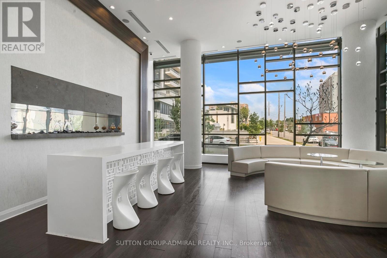 Ph09 - 68 Canterbury Place, Toronto, ON - Indoor Photo Showing Other Room