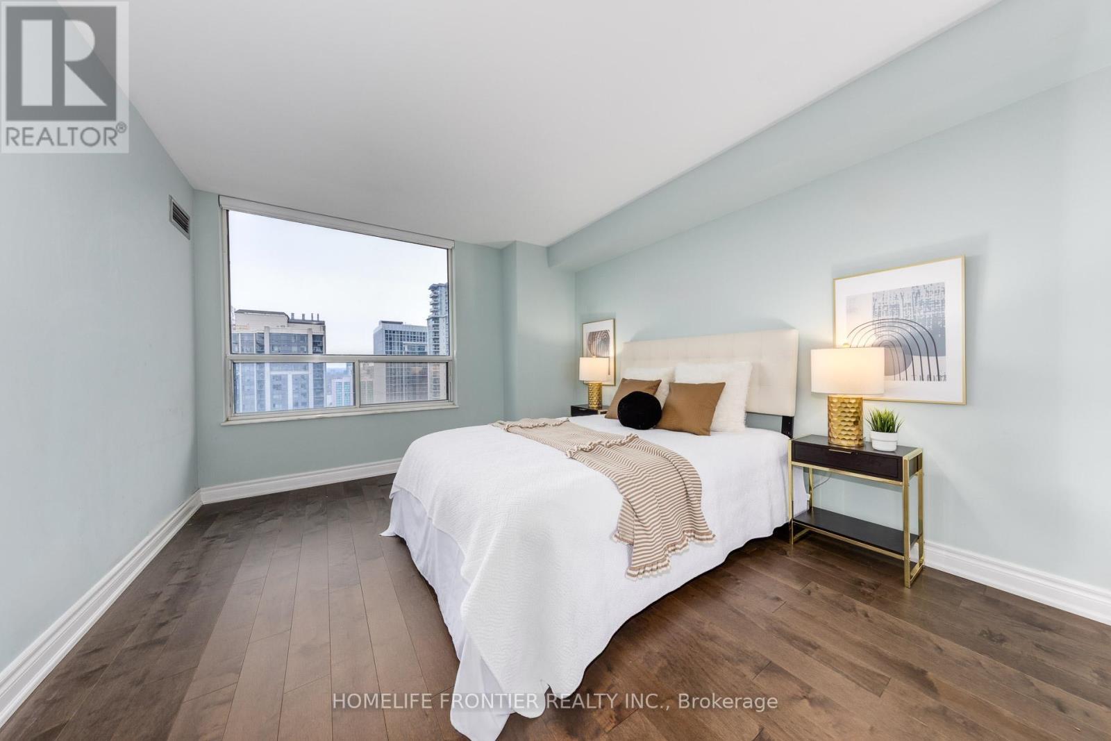2602 - 100 Upper Madison Avenue, Toronto, ON - Indoor Photo Showing Bedroom