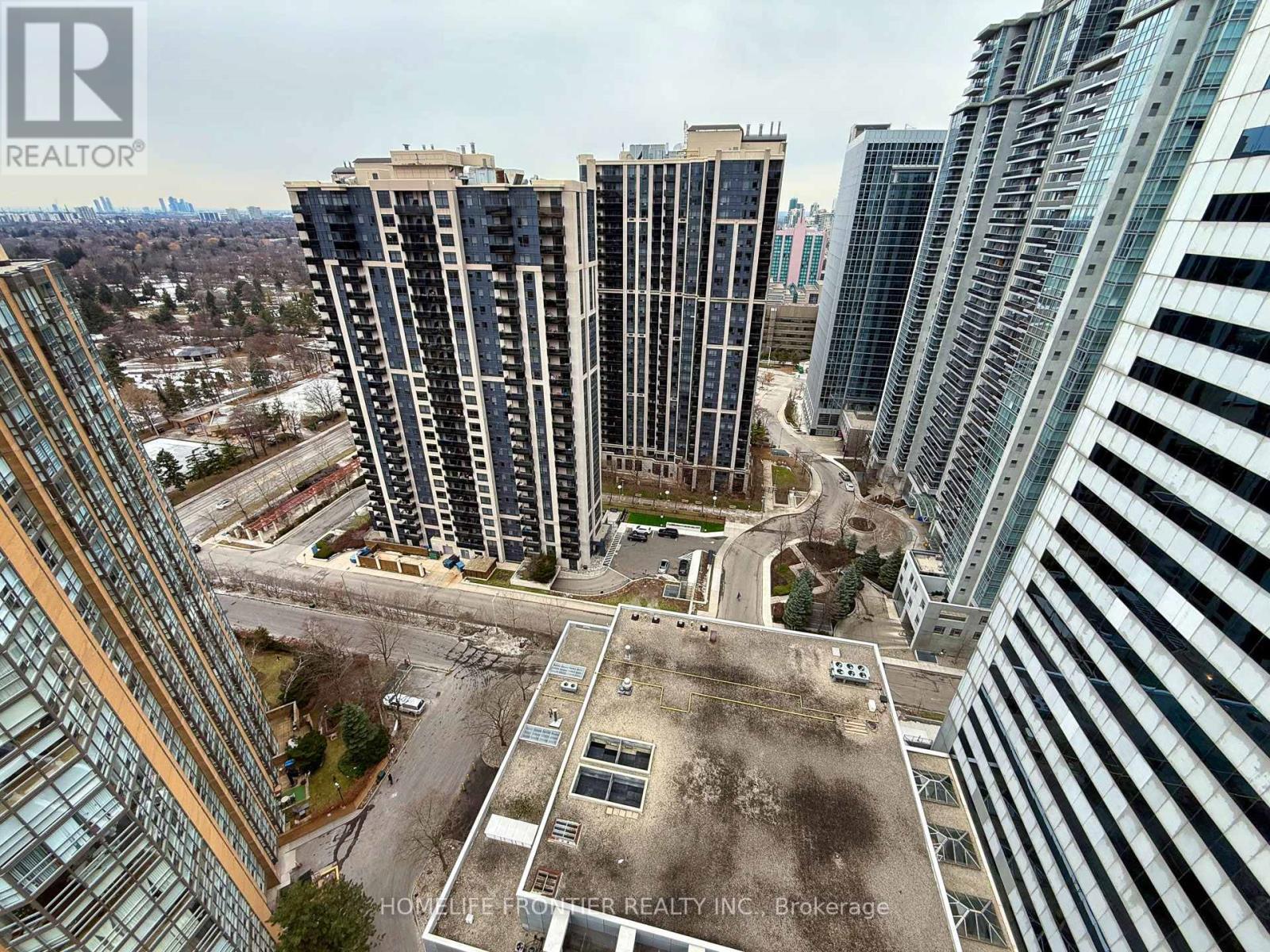 2602 - 100 Upper Madison Avenue, Toronto, ON - Outdoor With Facade