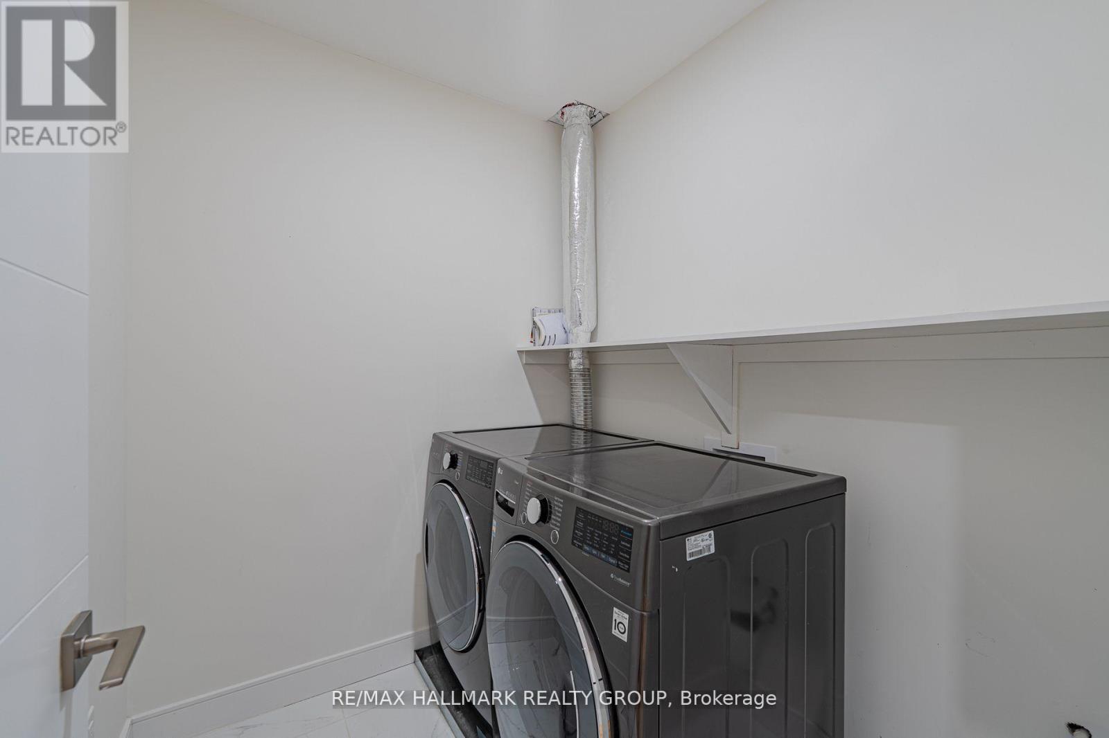 14 Thornton Avenue, Ottawa, ON - Indoor Photo Showing Laundry Room