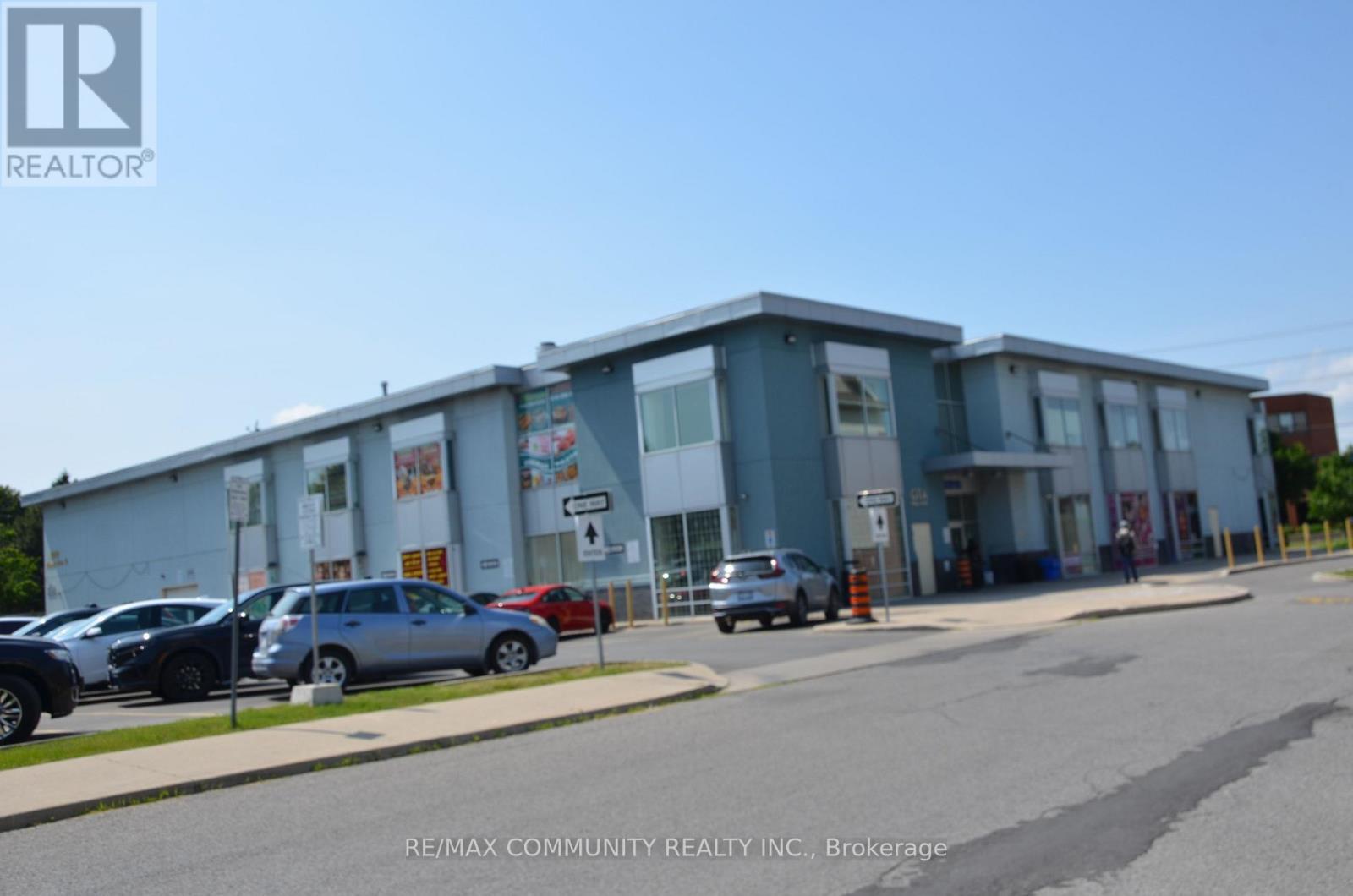 112 - 5215 Finch Avenue E, Toronto, ON