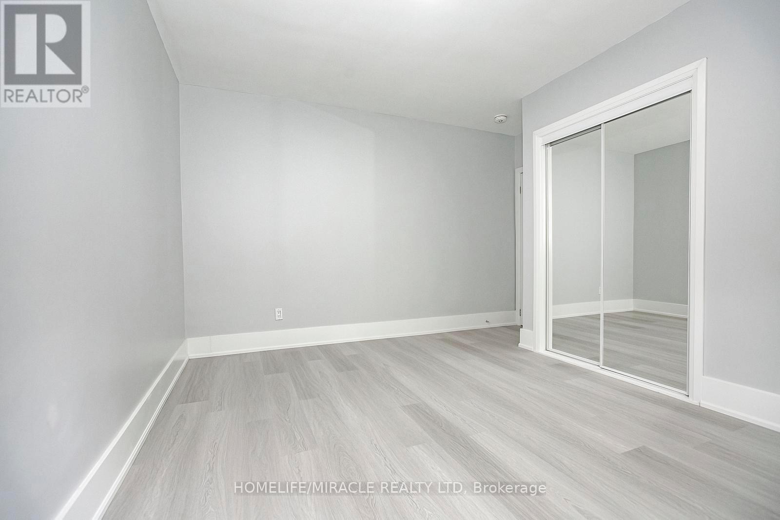 76 Raylawn Crescent, Halton Hills, ON - Indoor Photo Showing Other Room