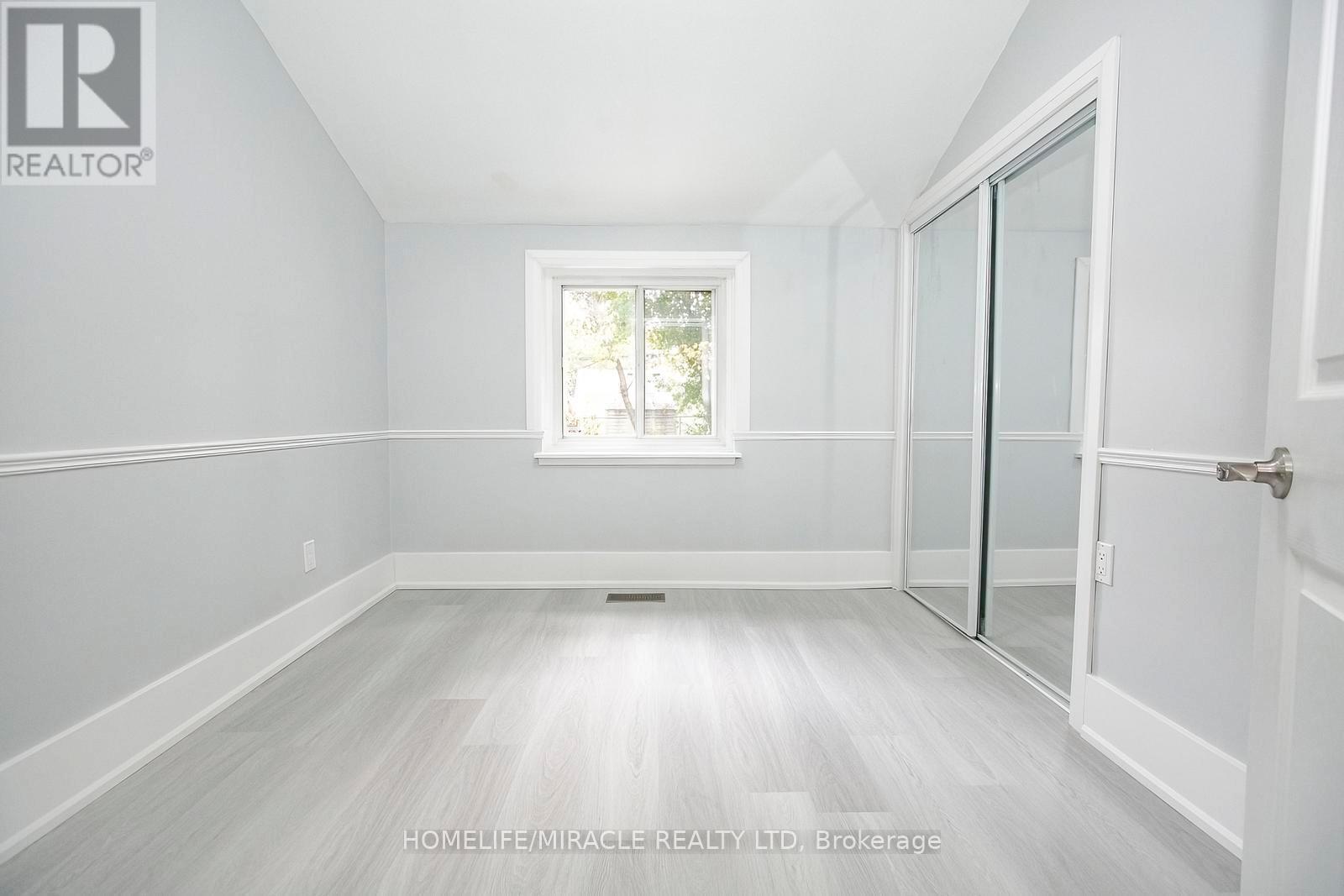 76 Raylawn Crescent, Halton Hills, ON - Indoor Photo Showing Other Room