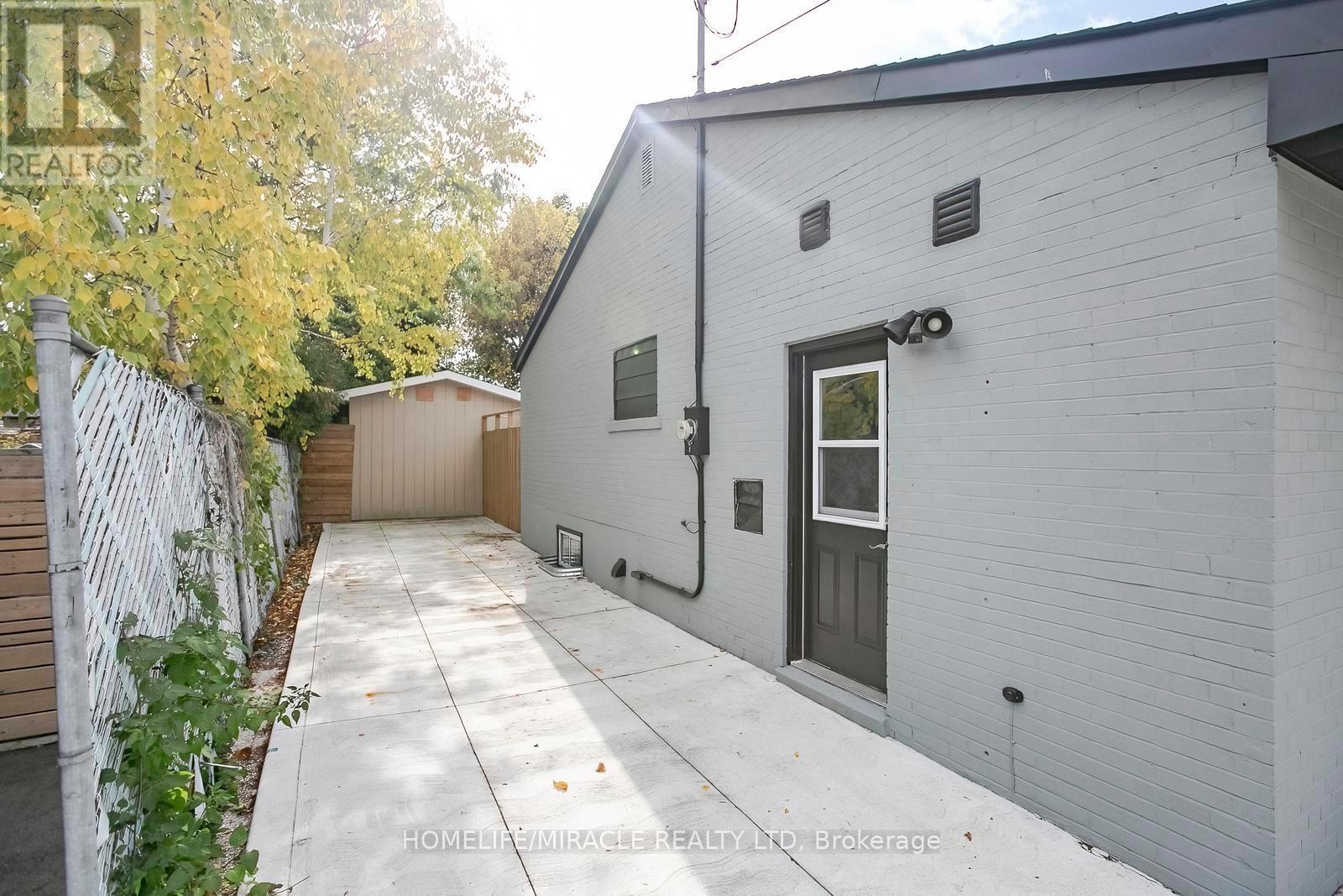 76 Raylawn Crescent, Halton Hills, ON - Outdoor With Exterior