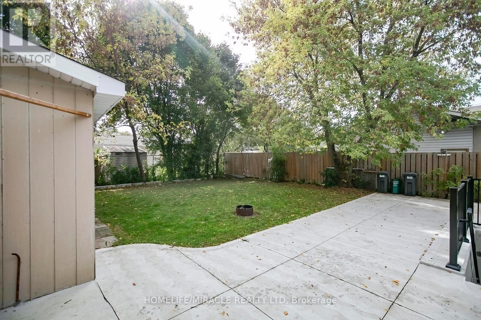 76 Raylawn Crescent, Halton Hills, ON - Outdoor With Backyard