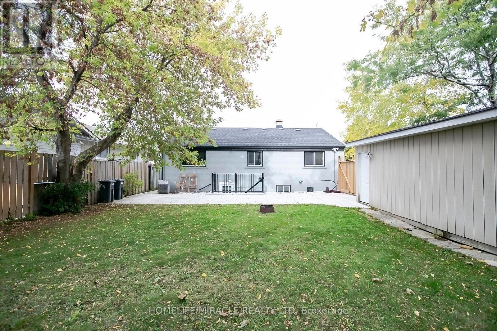 76 Raylawn Crescent, Halton Hills, ON - Outdoor