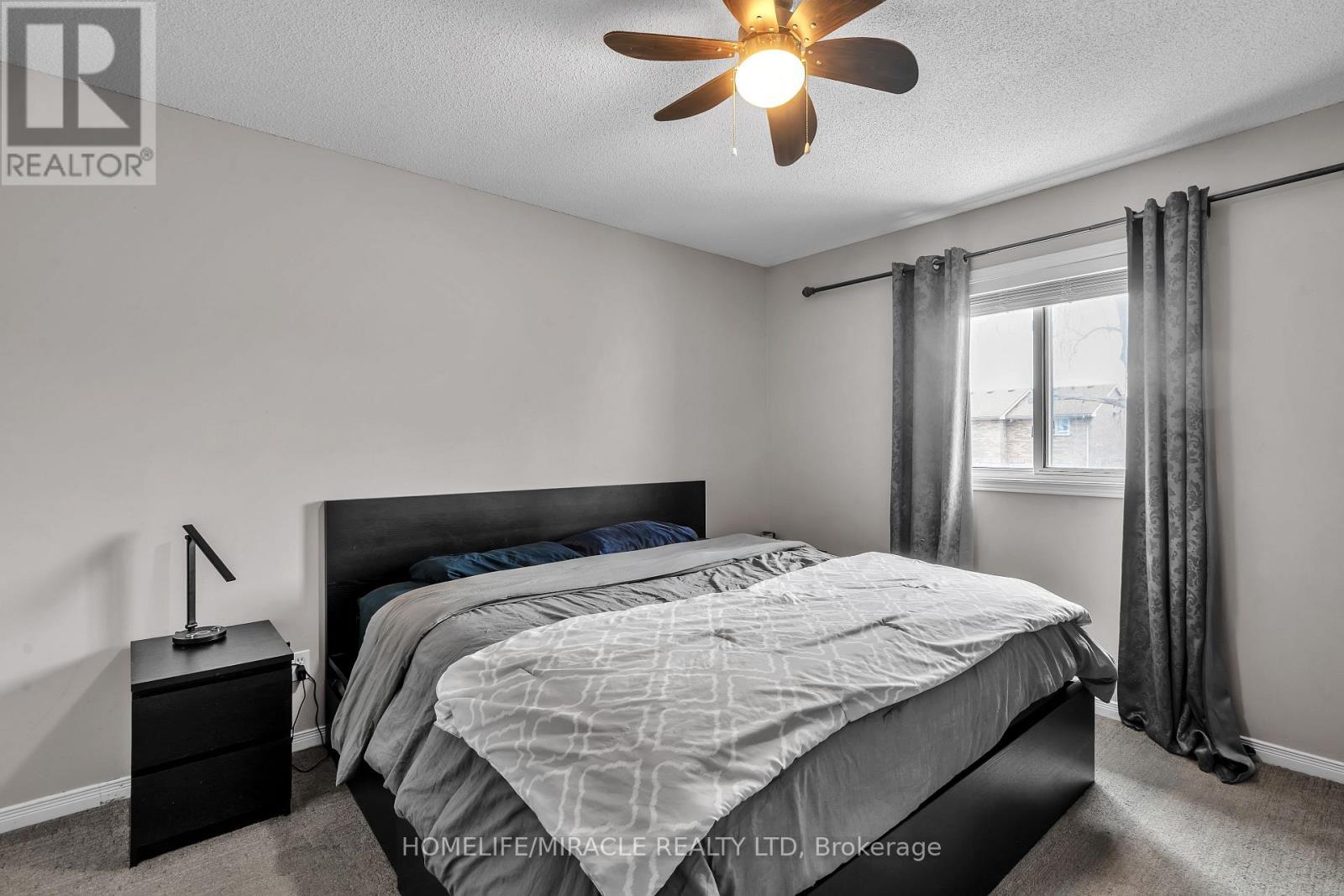 366 Marconi Boulevard, London East, ON - Indoor Photo Showing Bedroom