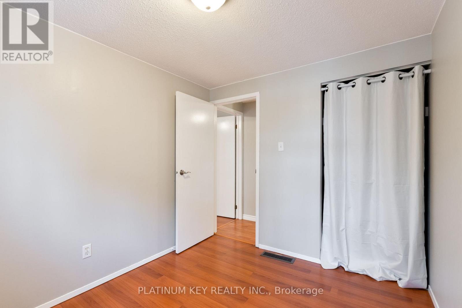 70 - 700 Exeter Road, London South (South X), ON - Indoor Photo Showing Other Room