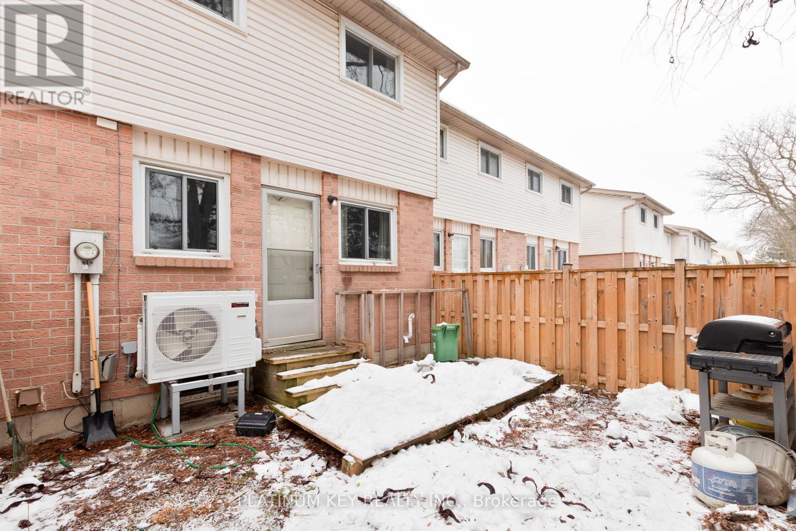 70 - 700 Exeter Road, London South (South X), ON - Outdoor With Deck Patio Veranda With Exterior