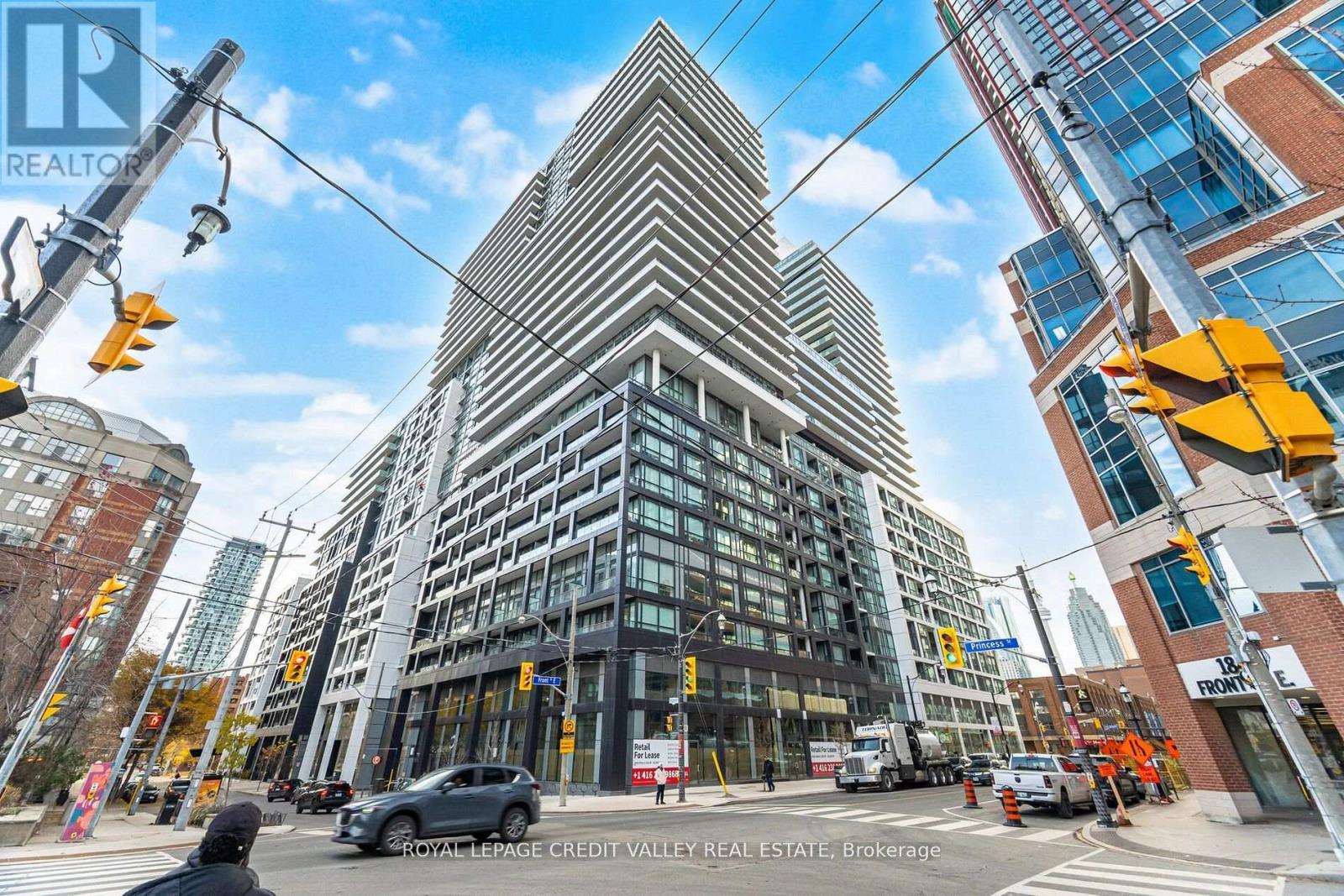 413 - 70 Princess Street E, Toronto, ON - Outdoor