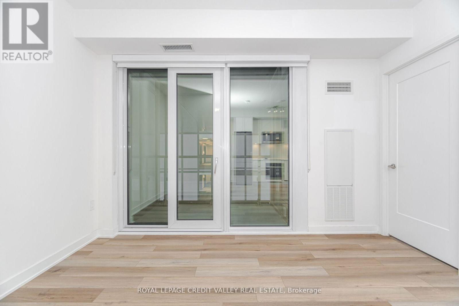 413 - 70 Princess Street E, Toronto, ON - Photo Showing Other Room