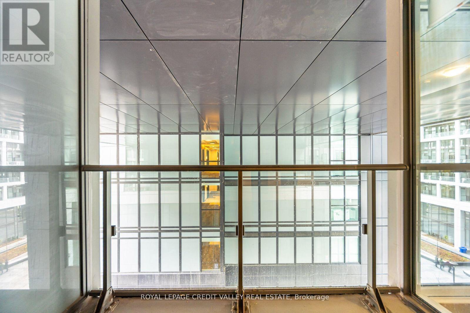 413 - 70 Princess Street E, Toronto, ON - Indoor Photo Showing Other Room