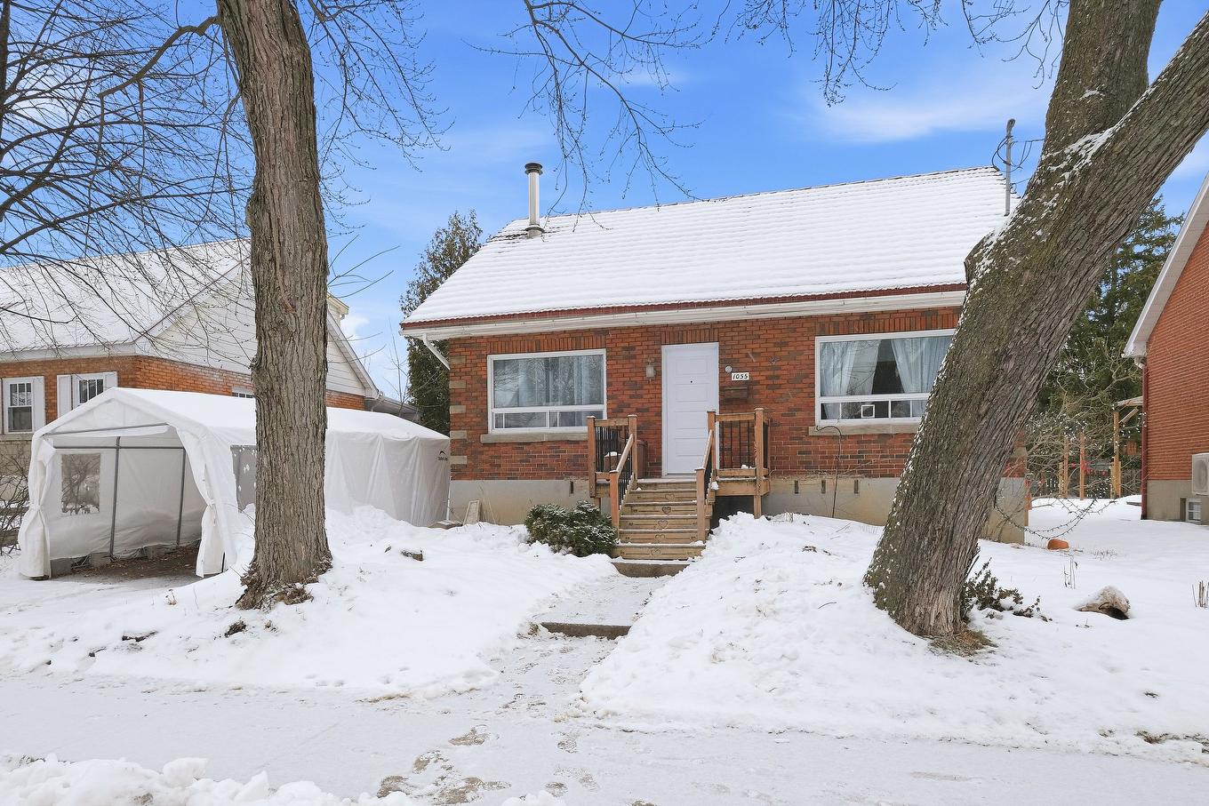 Façade - 1055 Rue St-Jacques, Longueuil (Le Vieux-Longueuil), QC - Outdoor