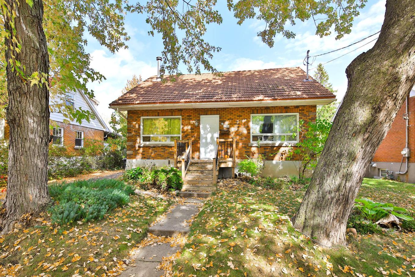 Façade - 1055 Rue St-Jacques, Longueuil (Le Vieux-Longueuil), QC - Outdoor