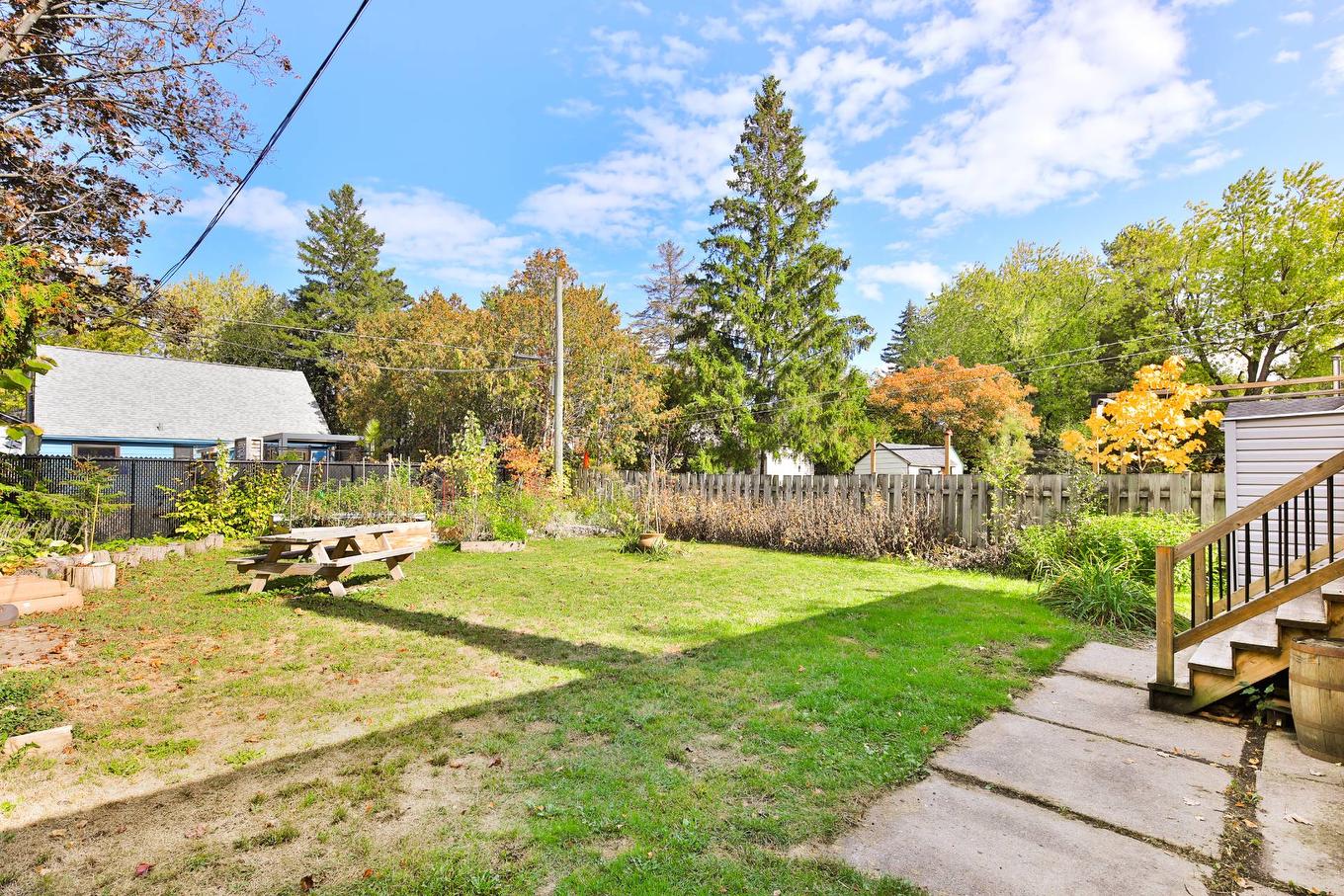 Cour - 1055 Rue St-Jacques, Longueuil (Le Vieux-Longueuil), QC - Outdoor