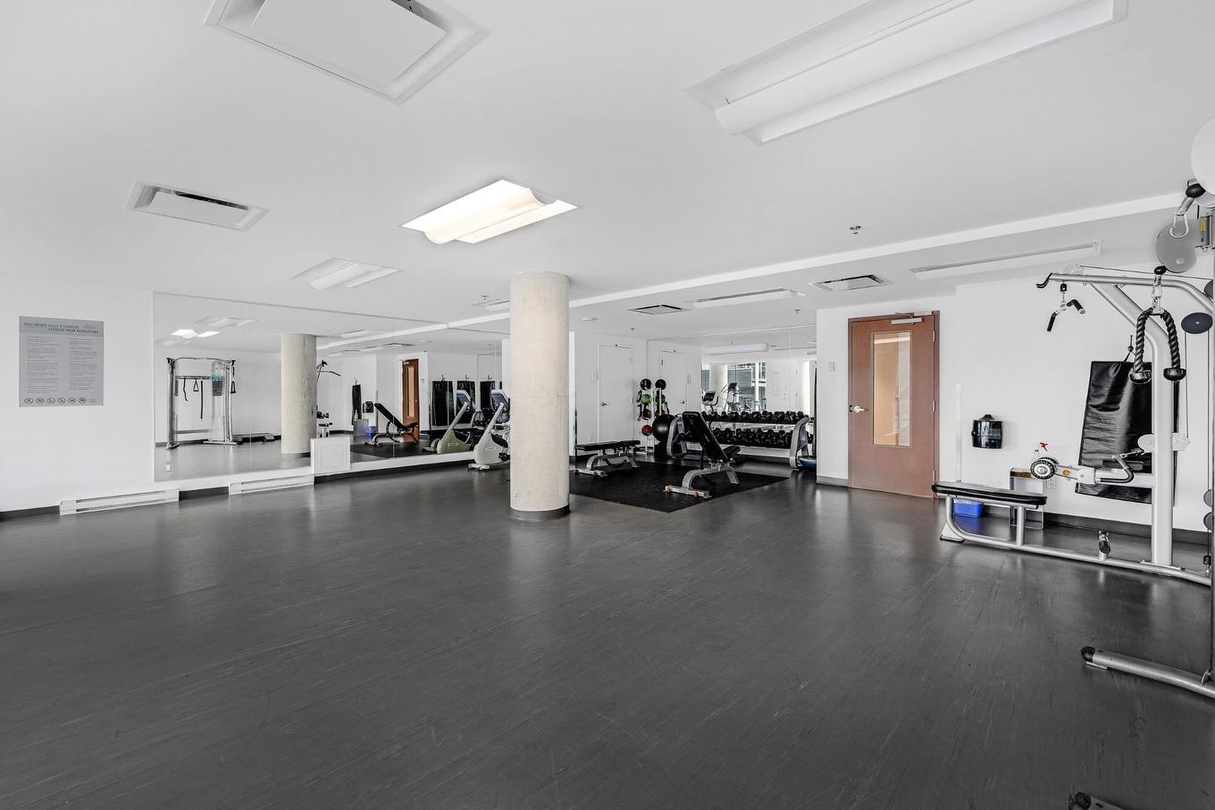 Salle d'exercice - 2505-495 Av. Viger O., Montréal (Ville-Marie), QC - Indoor Photo Showing Gym Room