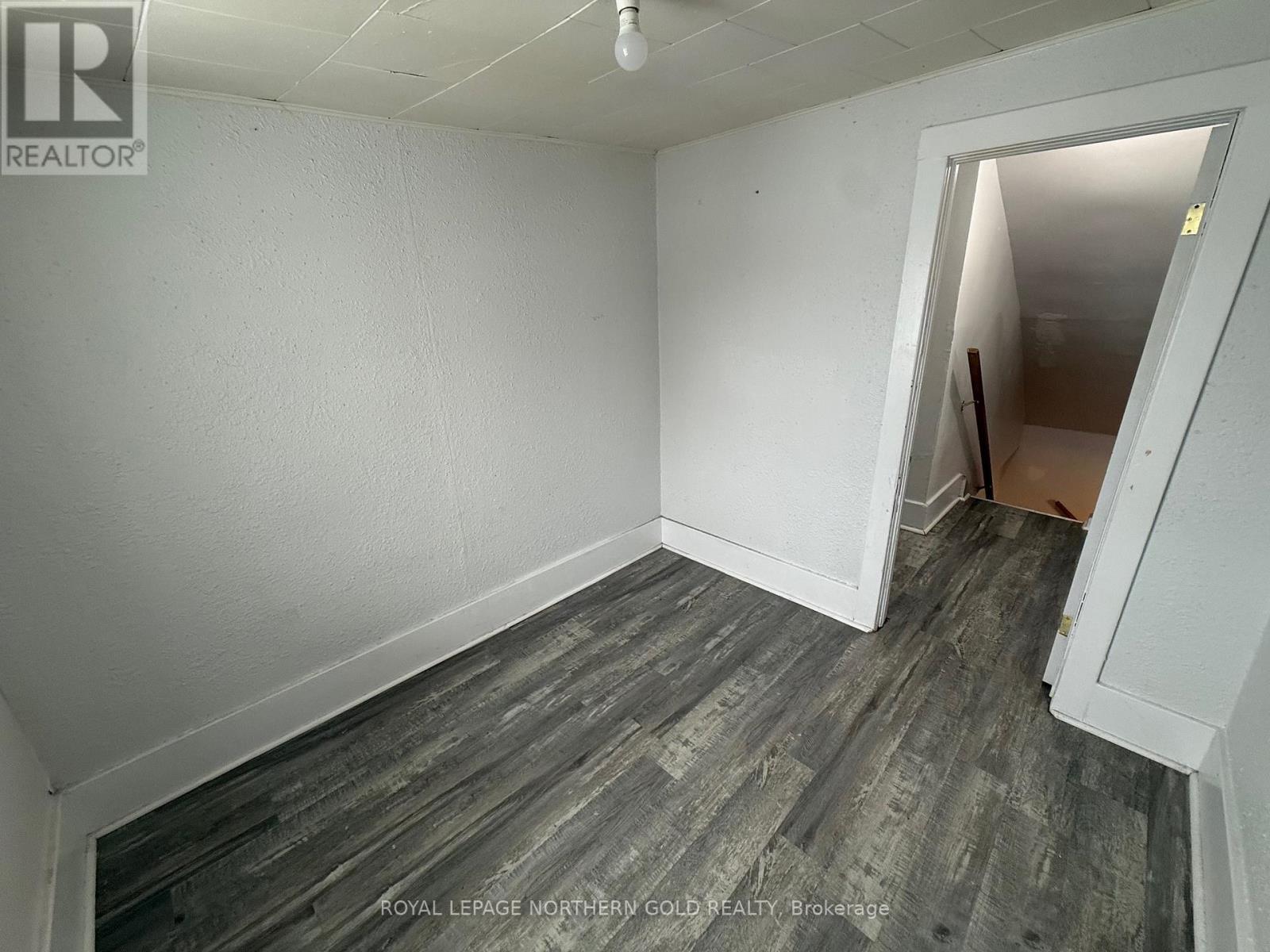 27 Rowan Avenue, Kirkland Lake (Kl & Area), ON - Indoor Photo Showing Other Room