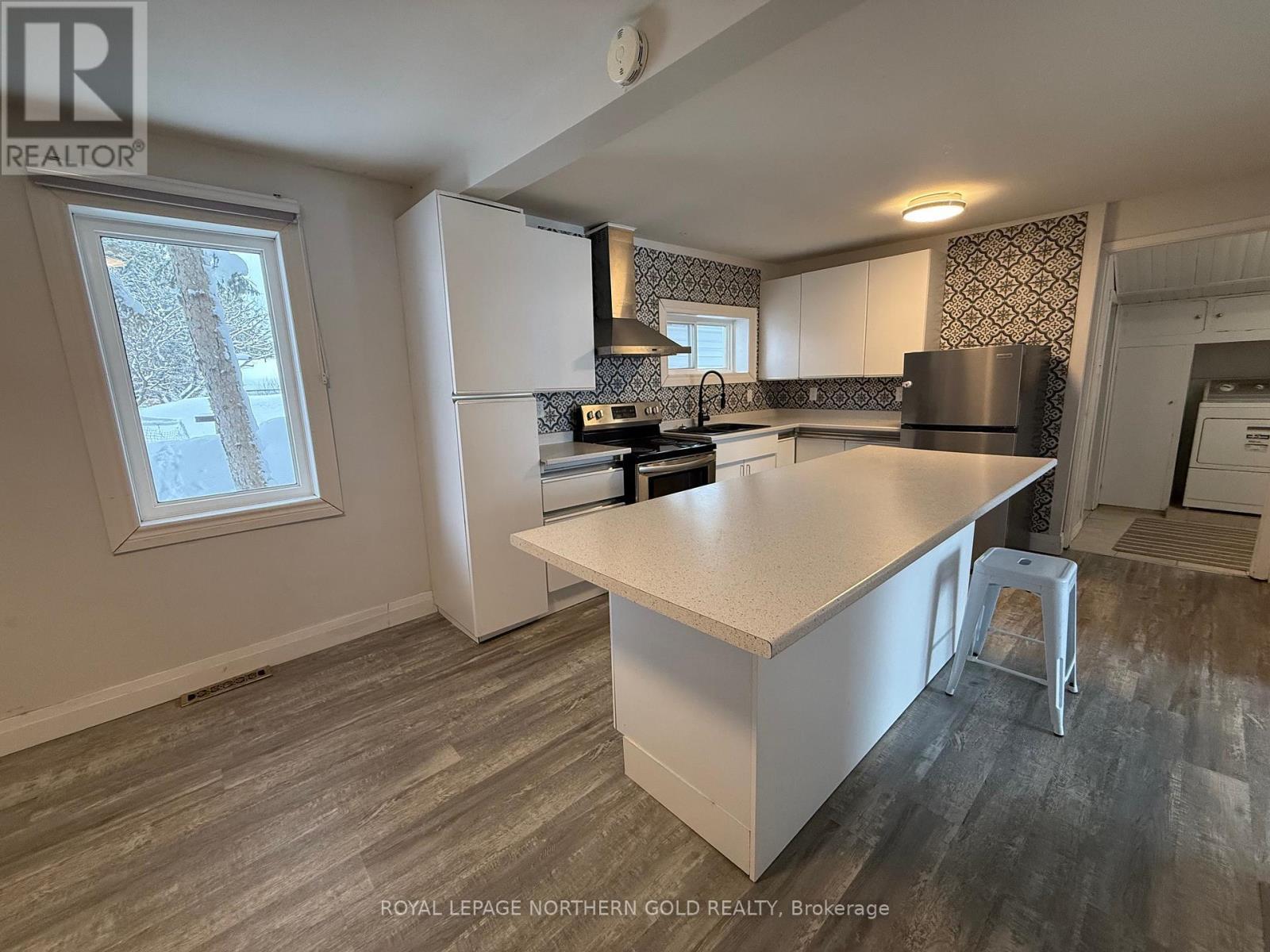 27 Rowan Avenue, Kirkland Lake (Kl & Area), ON - Indoor Photo Showing Other Room