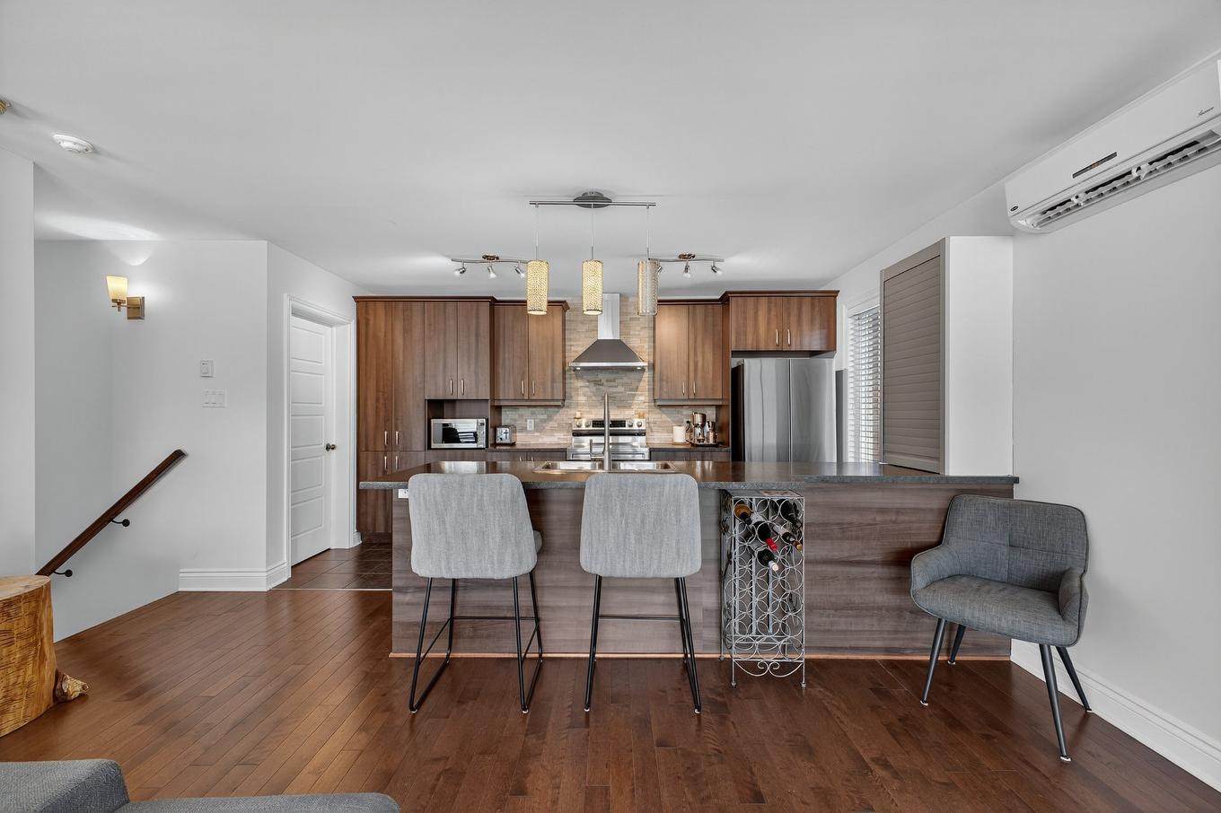 Cuisine - 5-6130 Rue De Lusa, Brossard, QC - Indoor Photo Showing Kitchen