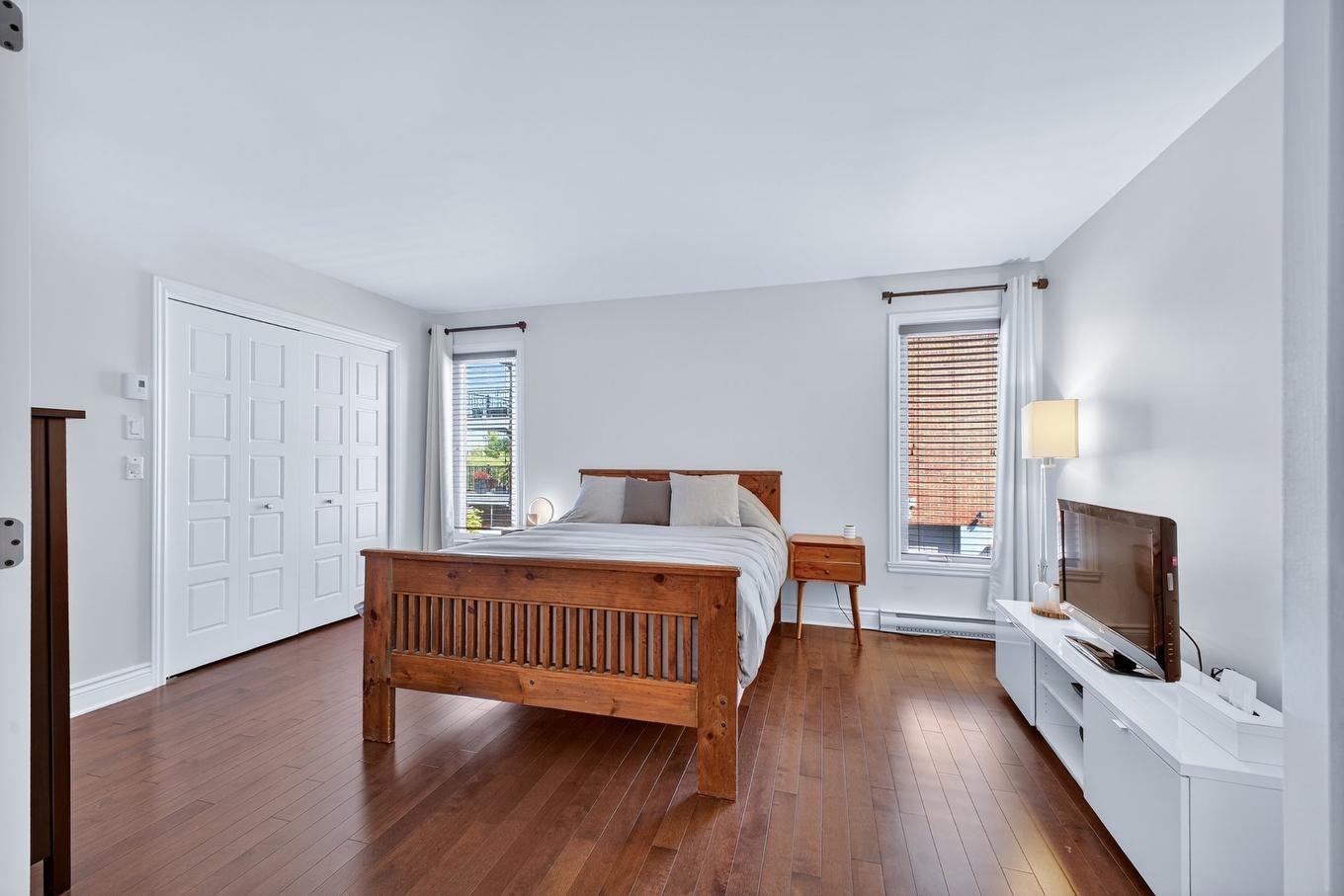 Chambre à coucher principale - 5-6130 Rue De Lusa, Brossard, QC - Indoor Photo Showing Bedroom