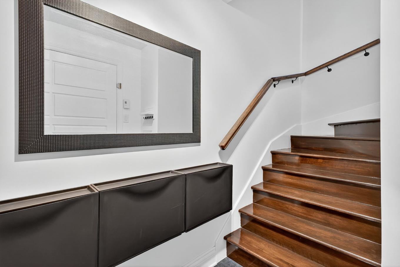 Hall d'entrée/Vestibule - 5-6130 Rue De Lusa, Brossard, QC - Indoor Photo Showing Other Room