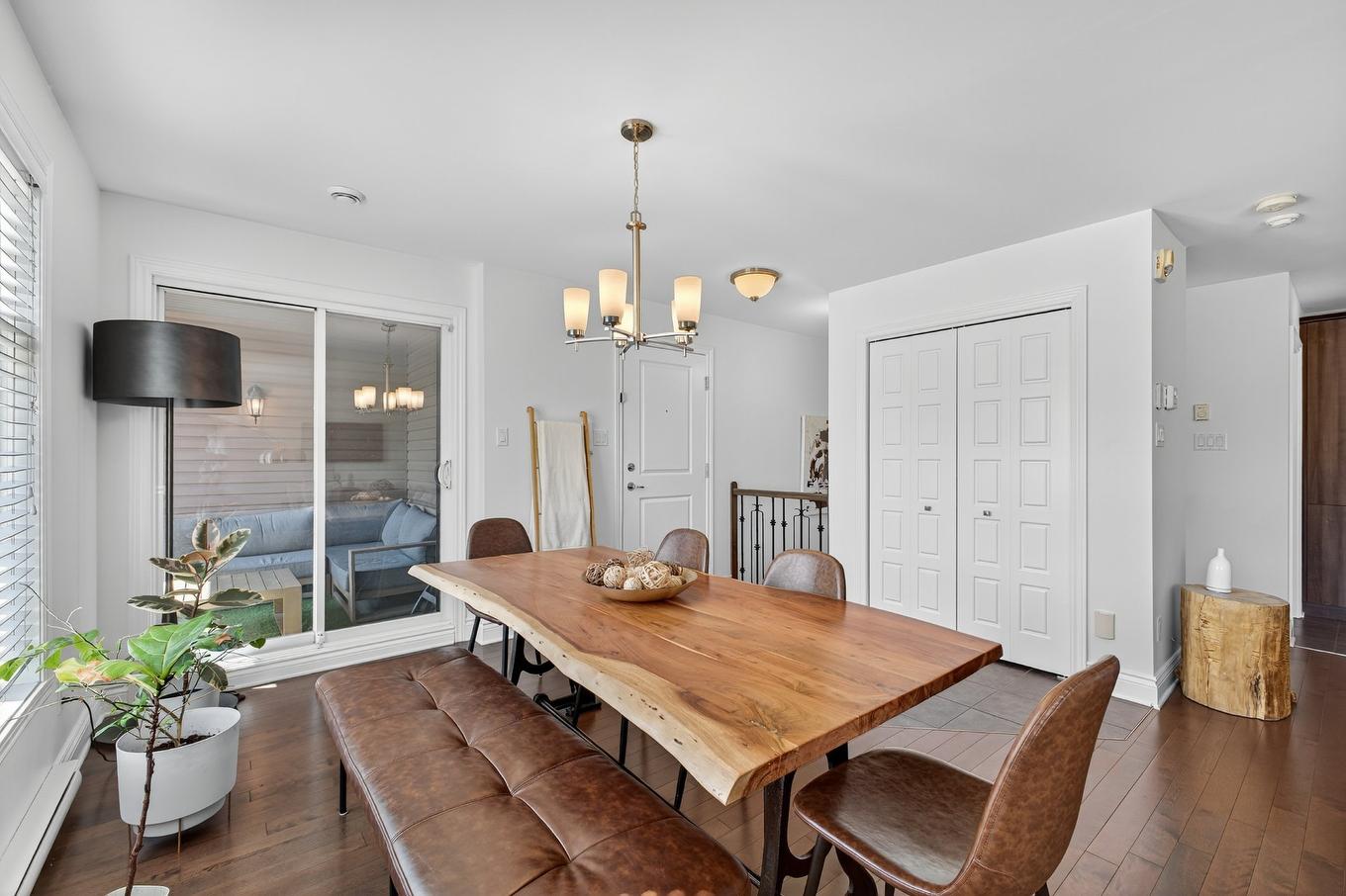 Salle à manger - 5-6130 Rue De Lusa, Brossard, QC - Indoor Photo Showing Dining Room