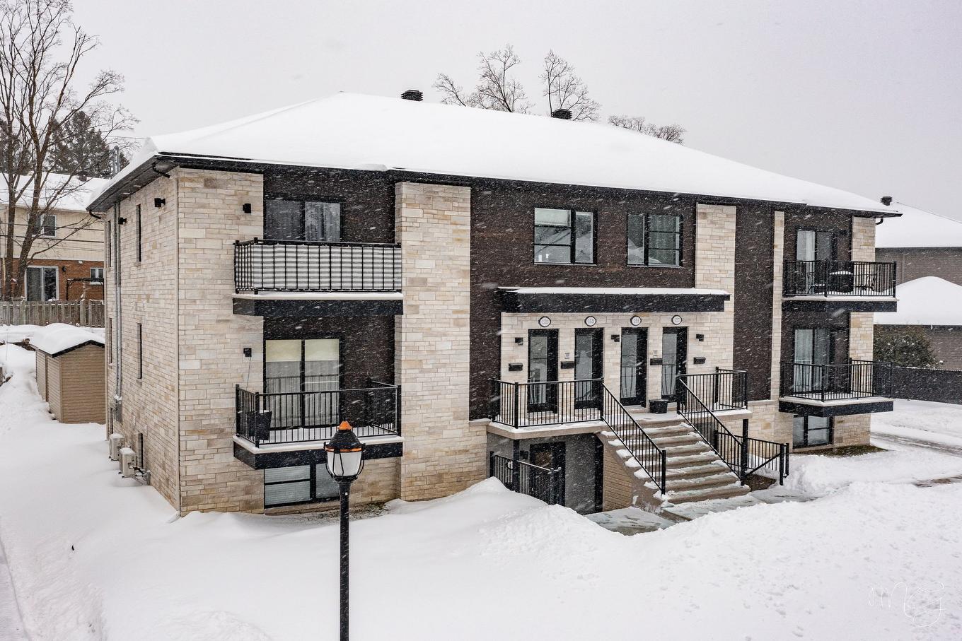 Frontage - 149 Rue Desormeaux, Saint-Jérôme, QC - Outdoor