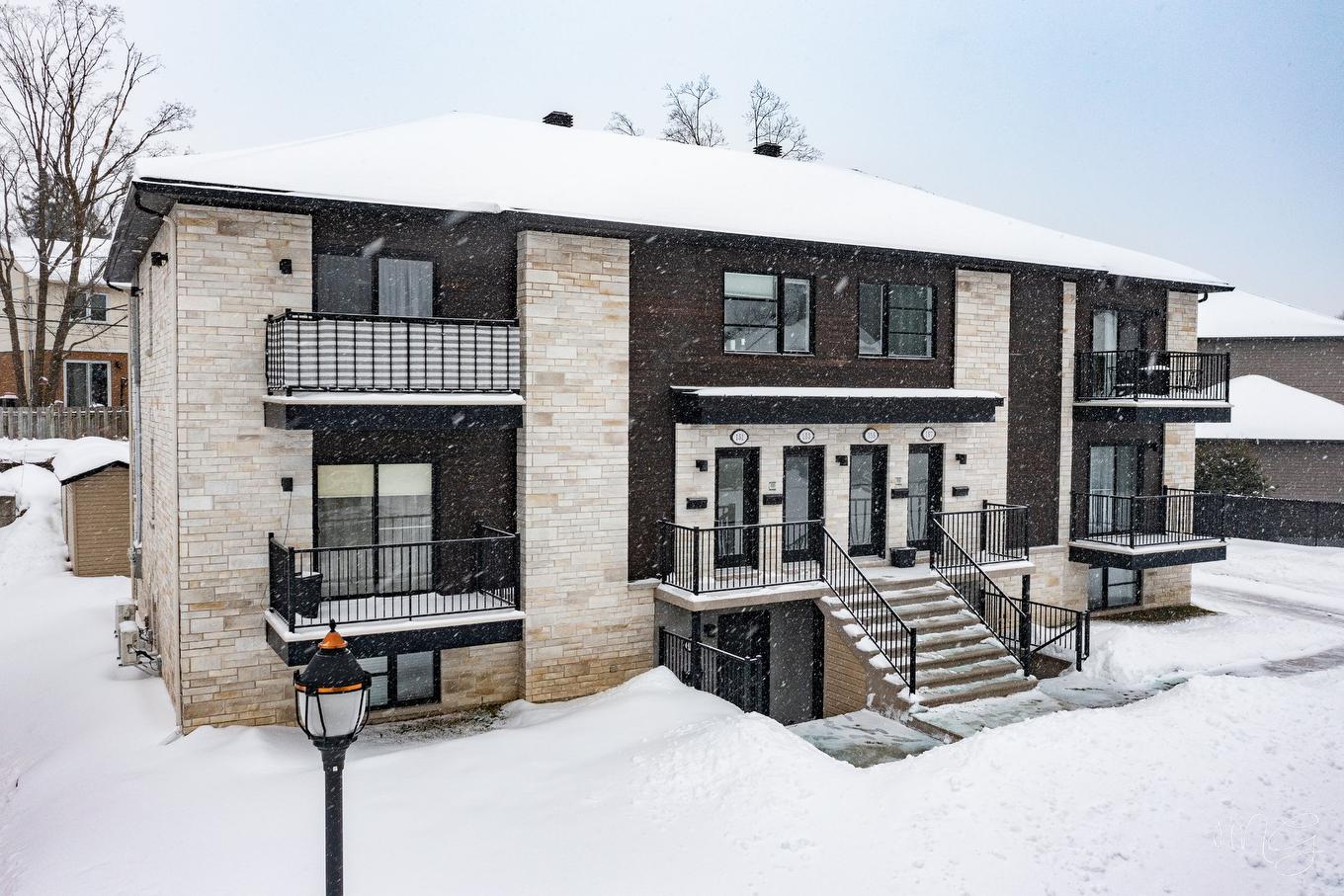 Frontage - 149 Rue Desormeaux, Saint-Jérôme, QC - Outdoor