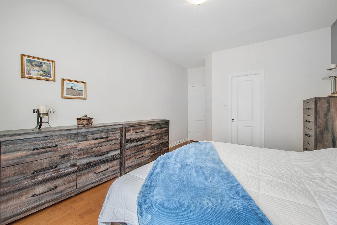 Chambre à coucher principale - 203-645 Rue Montmartre, Mascouche, QC - Indoor Photo Showing Bedroom