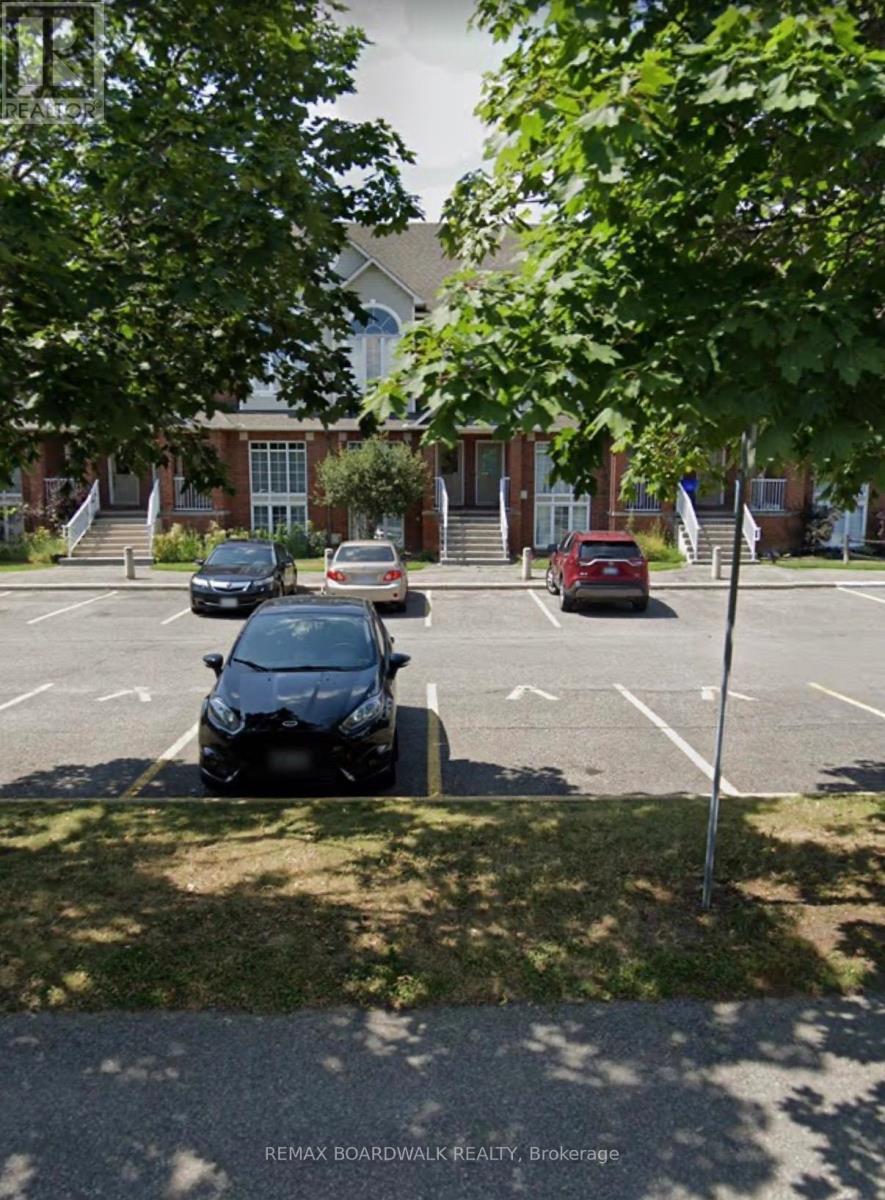 6 Briston Private, Ottawa, ON