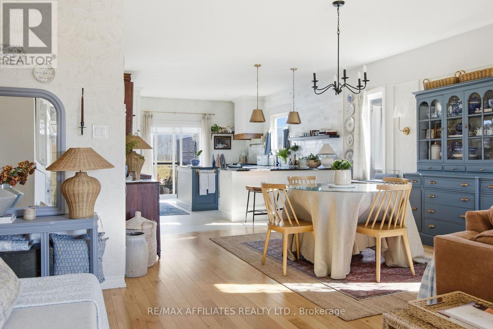 19 Senators Gate Drive, Perth, ON - Indoor