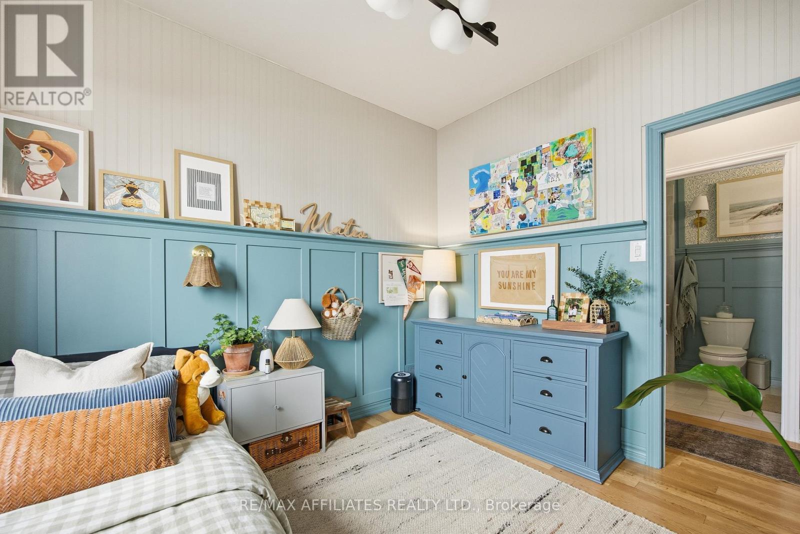 19 Senators Gate Drive, Perth, ON - Indoor Photo Showing Bedroom