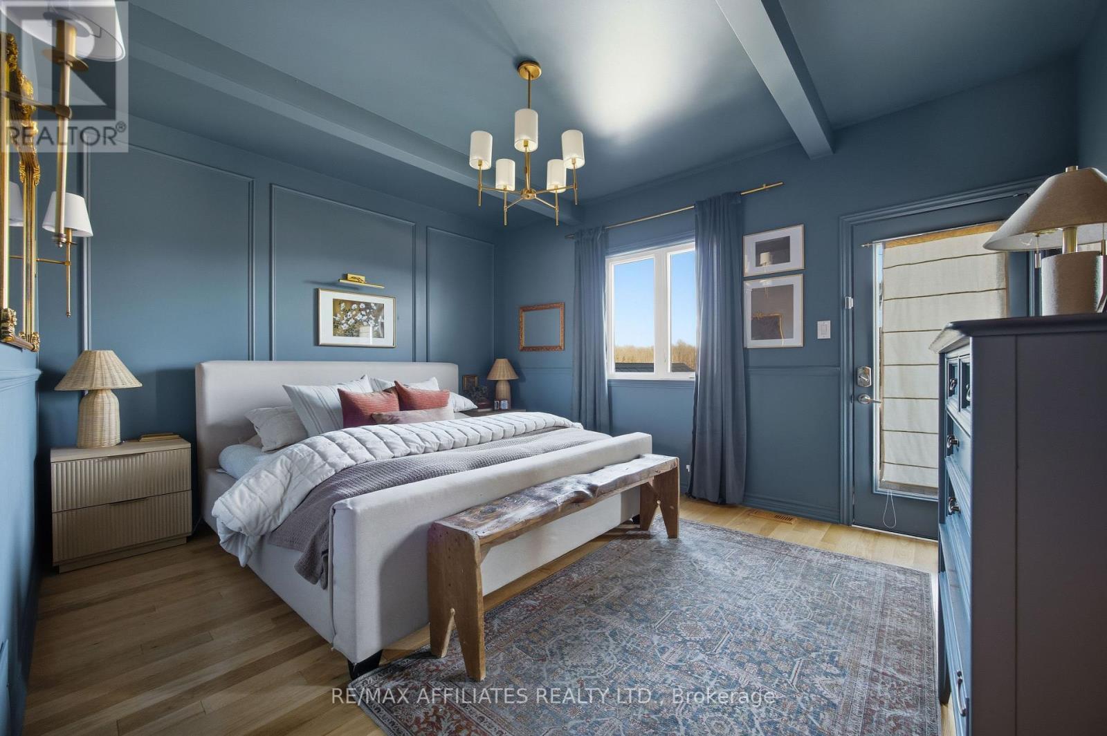 19 Senators Gate Drive, Perth, ON - Indoor Photo Showing Bedroom