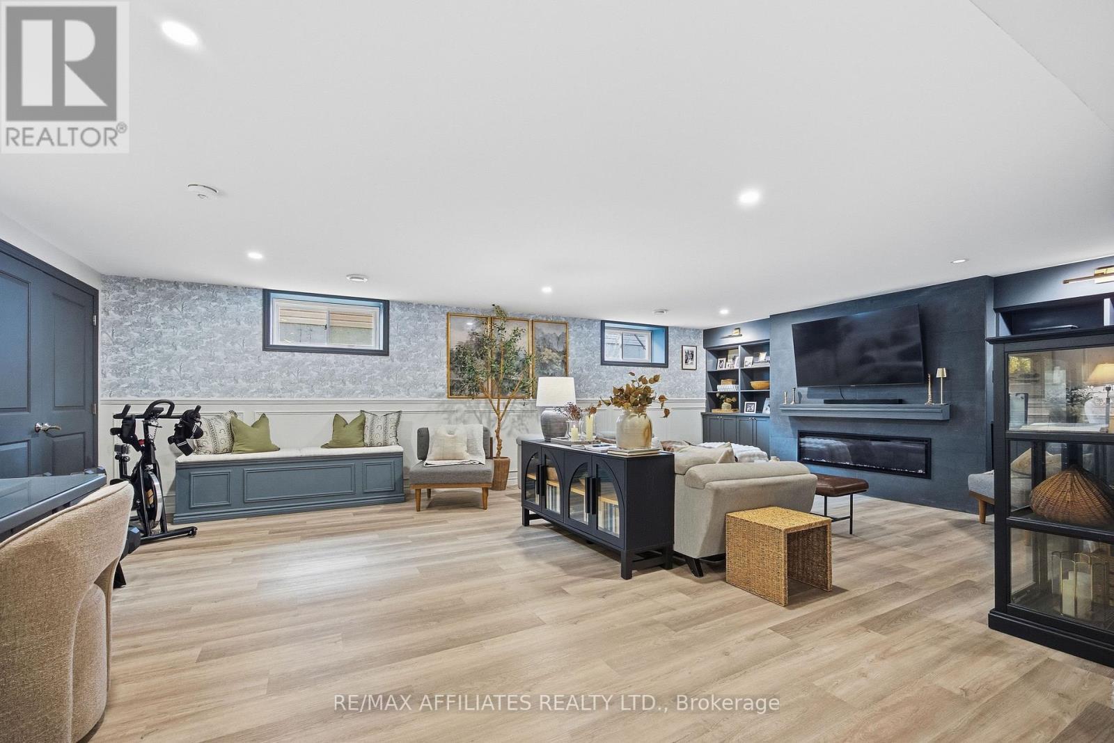 19 Senators Gate Drive, Perth, ON - Indoor