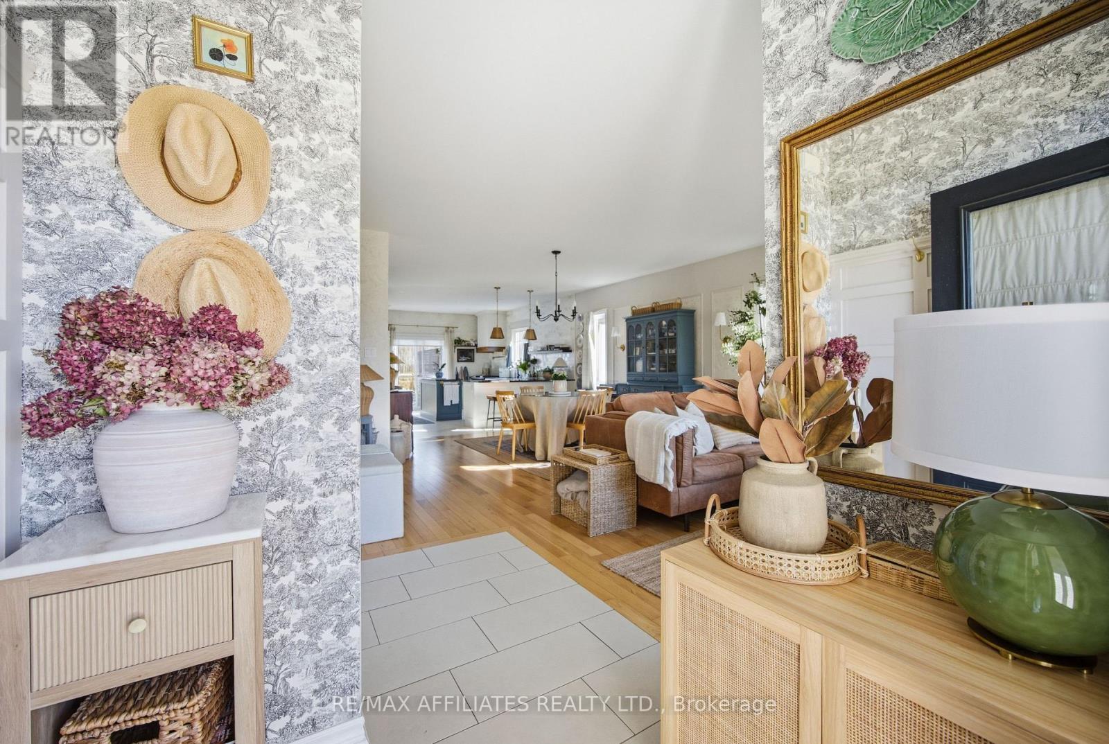 19 Senators Gate Drive, Perth, ON - Indoor With Fireplace