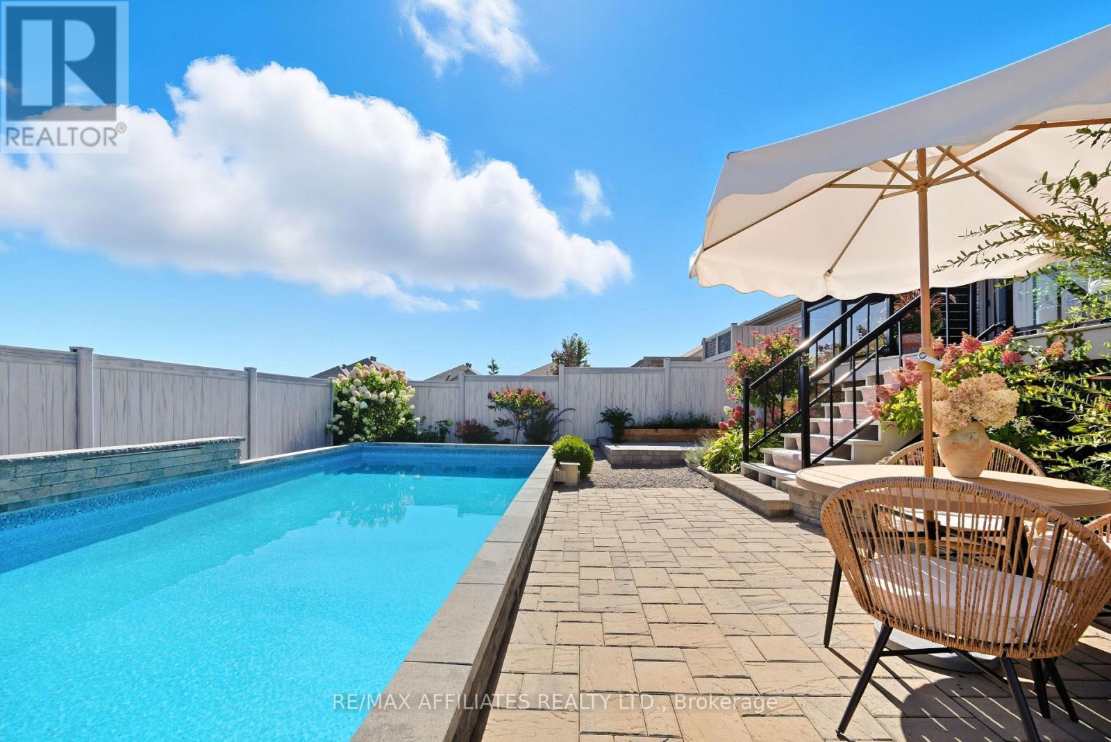 19 Senators Gate Drive, Perth, ON - Outdoor