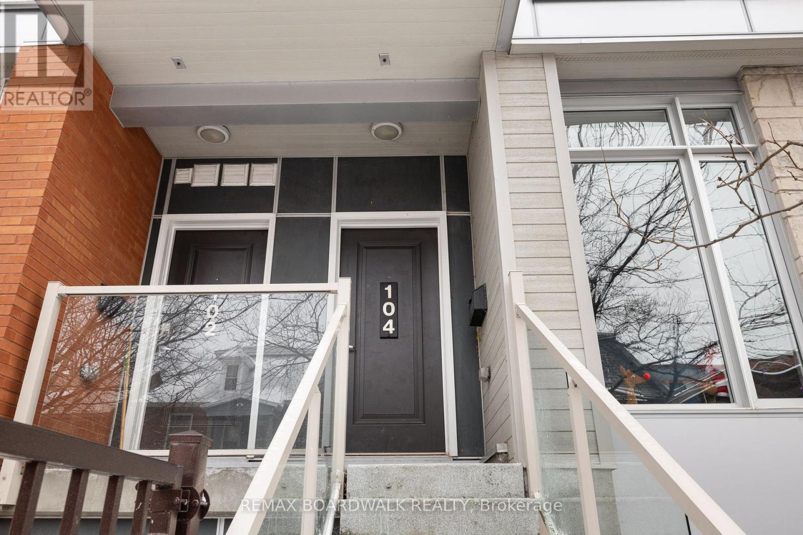 104 Holmwood Avenue, Ottawa, ON - Outdoor With Exterior