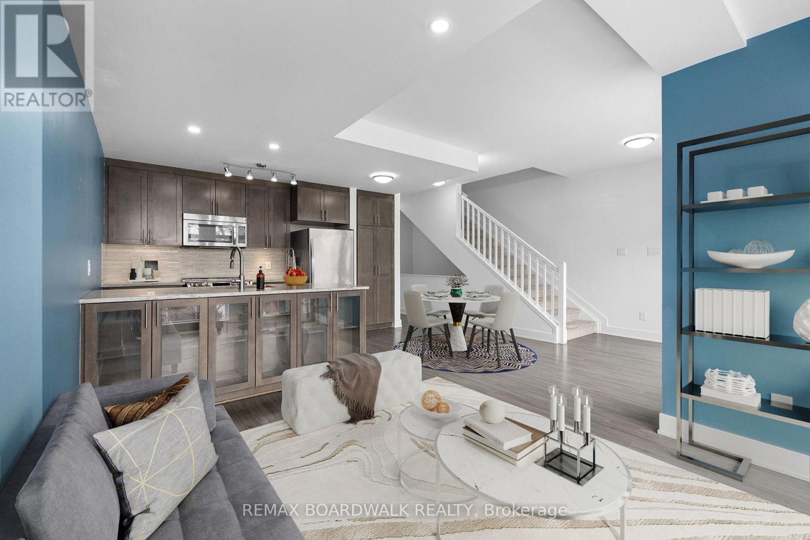 This photo has been virtually staged - 104 Holmwood Avenue, Ottawa, ON - Indoor