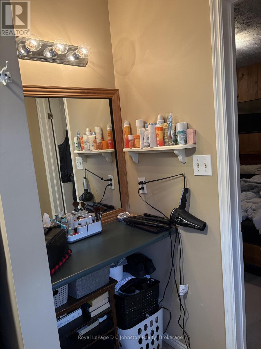 254 Scott Road, Cambridge, ON - Indoor Photo Showing Office