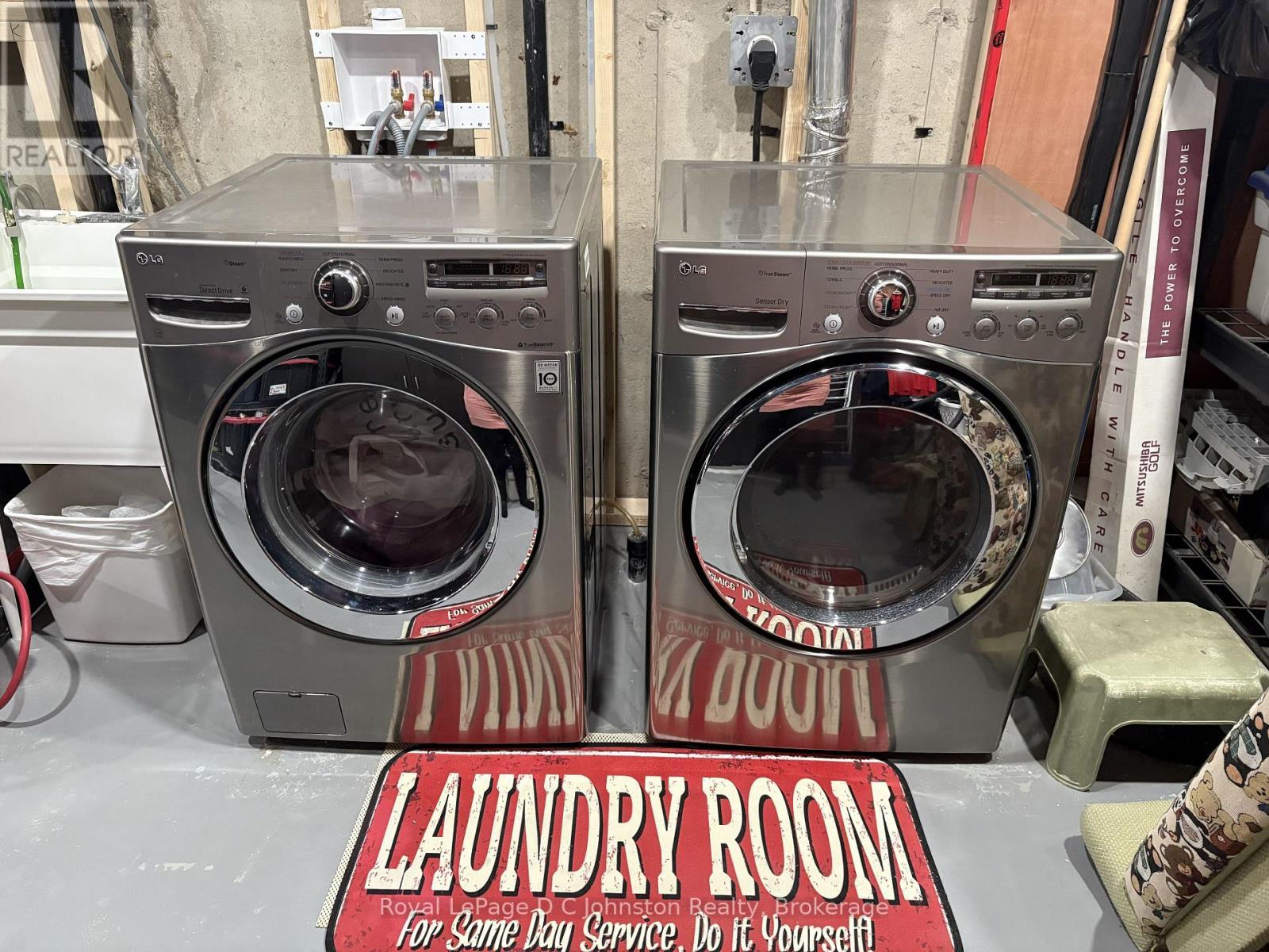 254 Scott Road, Cambridge, ON - Indoor Photo Showing Laundry Room