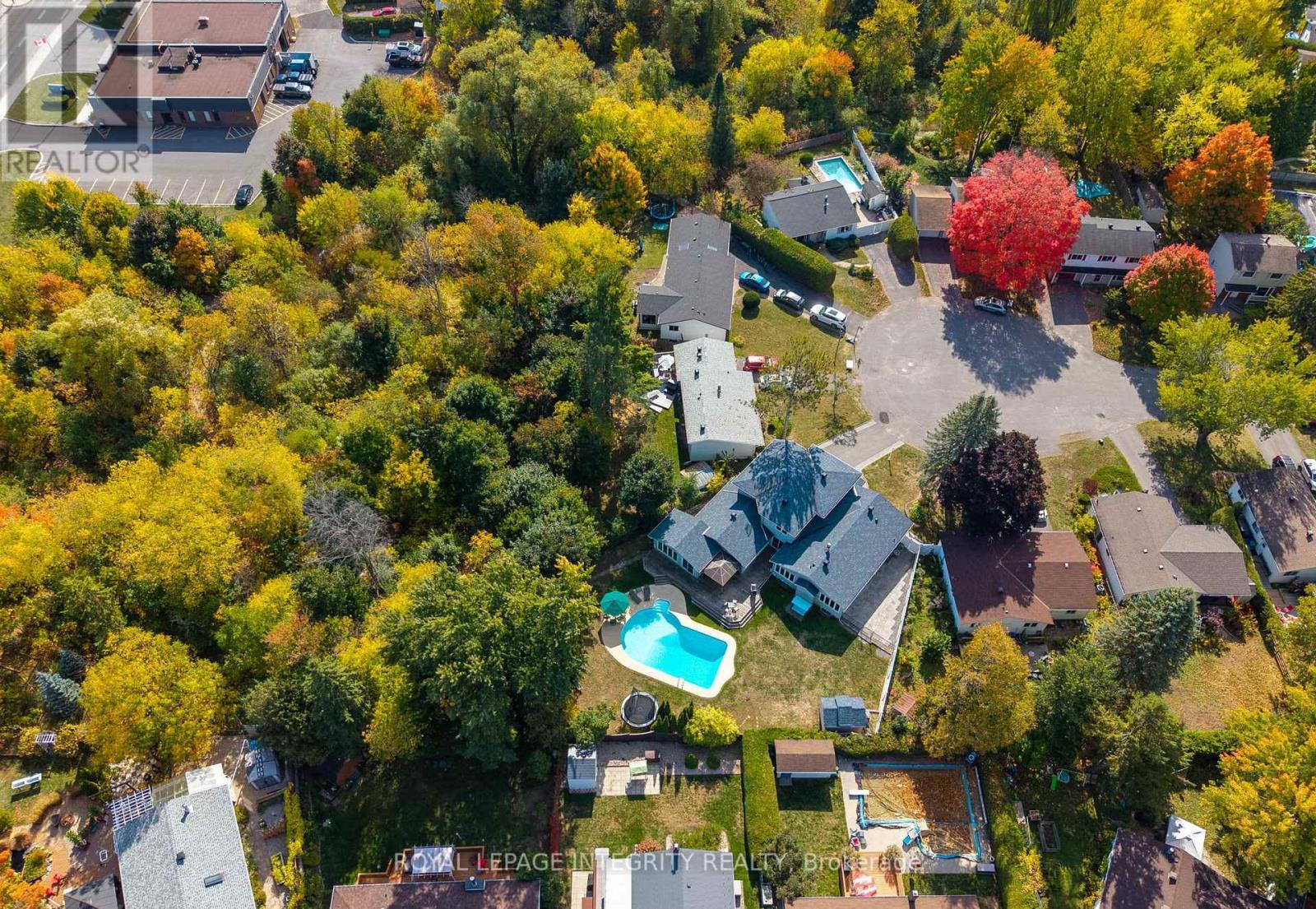 16 St Andrews Circle, Ottawa, ON - Outdoor With View