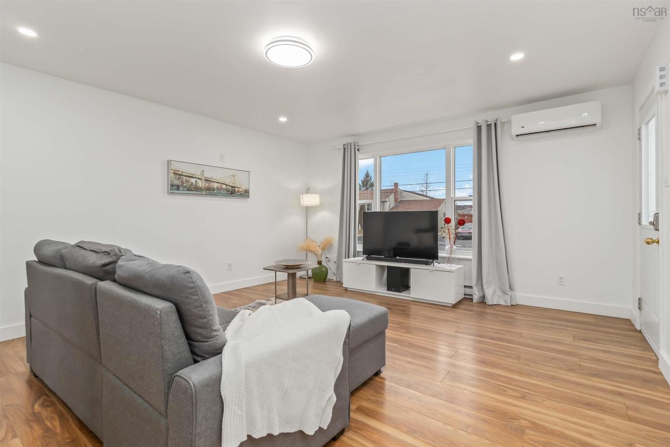 30 Woodcrest Avenue, Halifax, NS