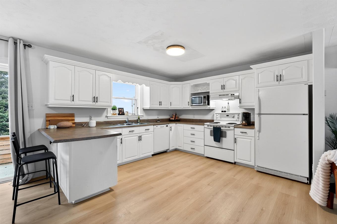 16 Arthur Holland Drive, Summerside, PE